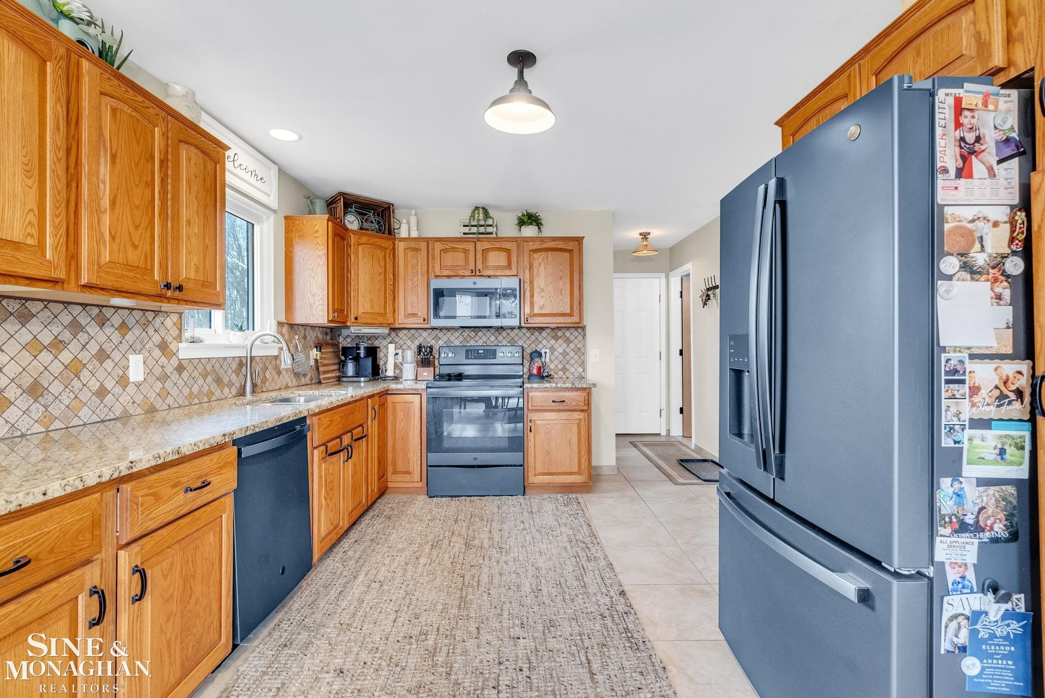 354 Pheasant Drive, Capac, MI 48014 — Photo 19