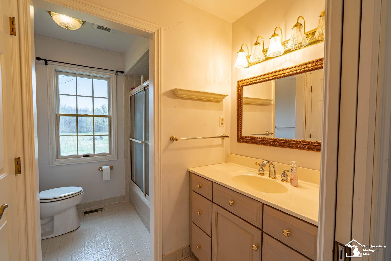 11763 Grafton Road, Carleton, MI 48117 — Photo 20