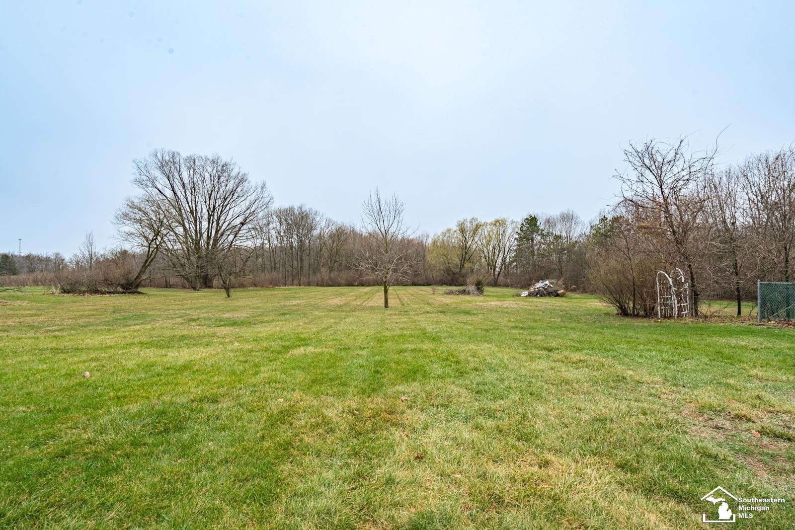 11763 Grafton Road, Carleton, MI 48117 — Photo 35