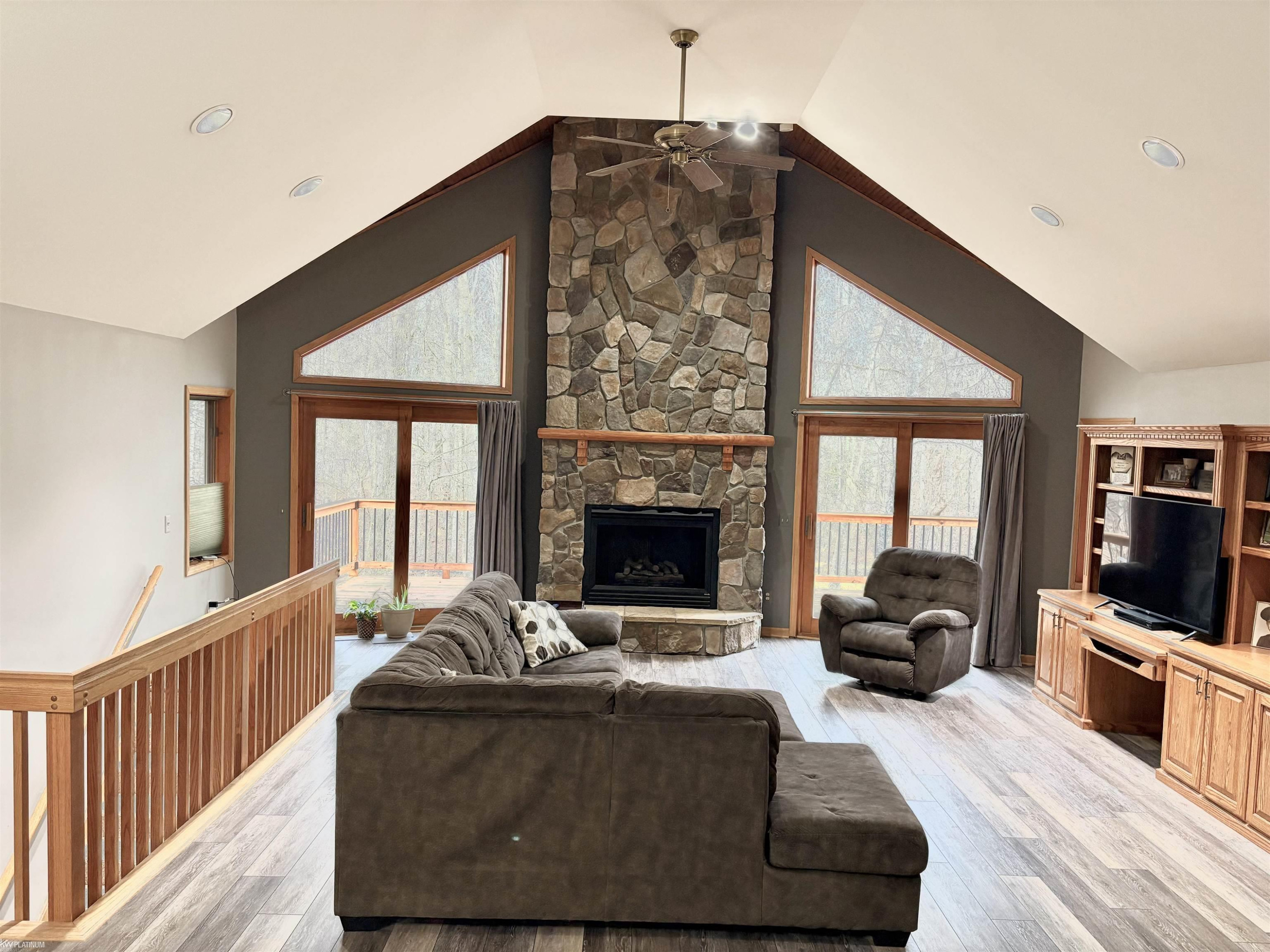 5575 River Ridge Trail, MI 48049 — Photo 4