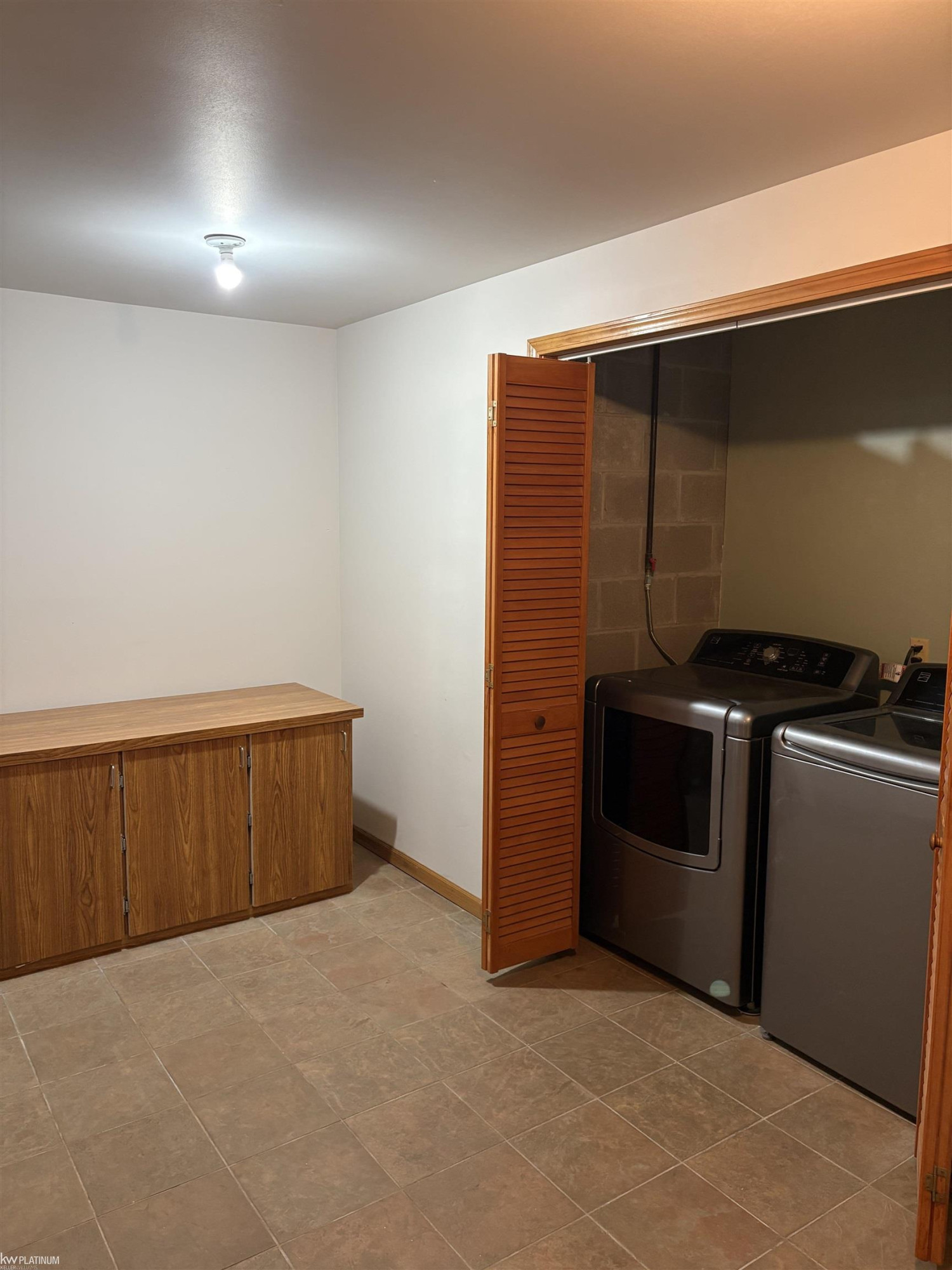 5575 River Ridge Trail, MI 48049 — Photo 17
