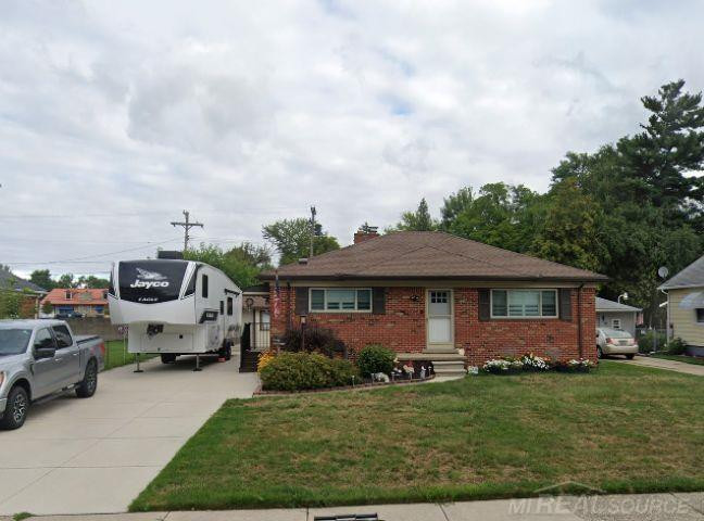 19451 Glenn Street, Roseville, MI 48066 — front exterior