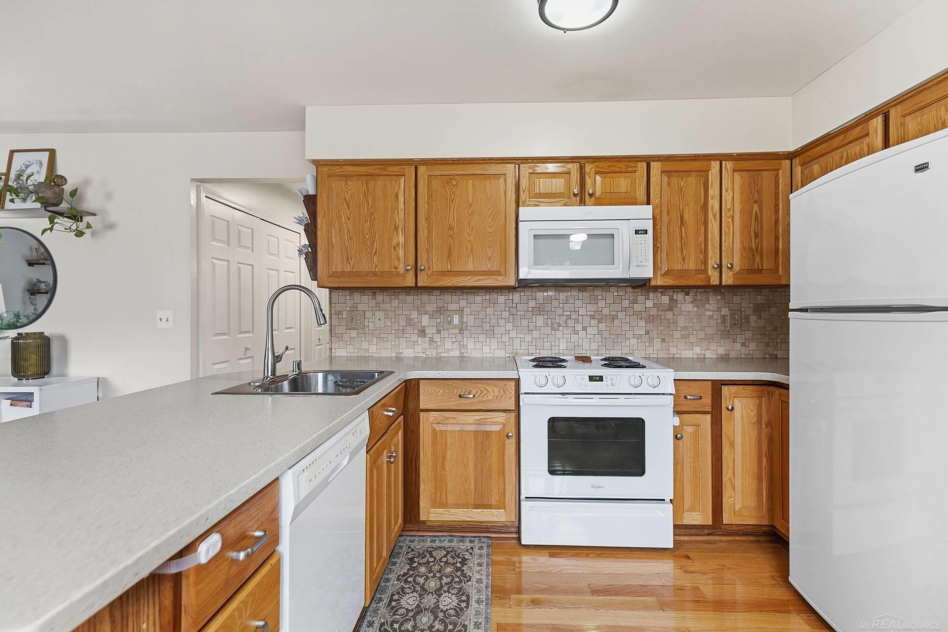38604 Lanse Creuse Street, MI — Photo 9