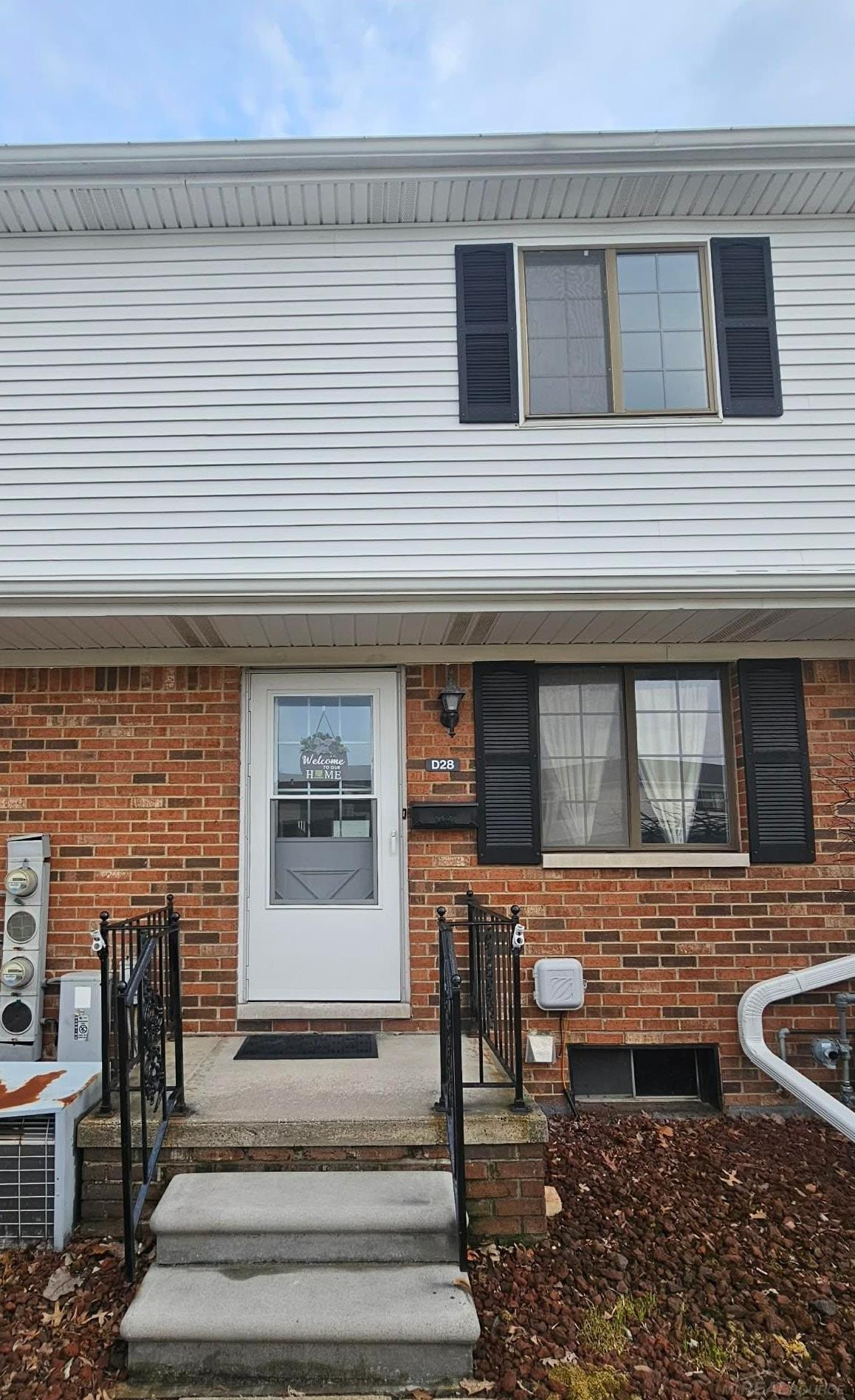 125 Cuttle Road, D28, Marysville, MI 48040 — front exterior