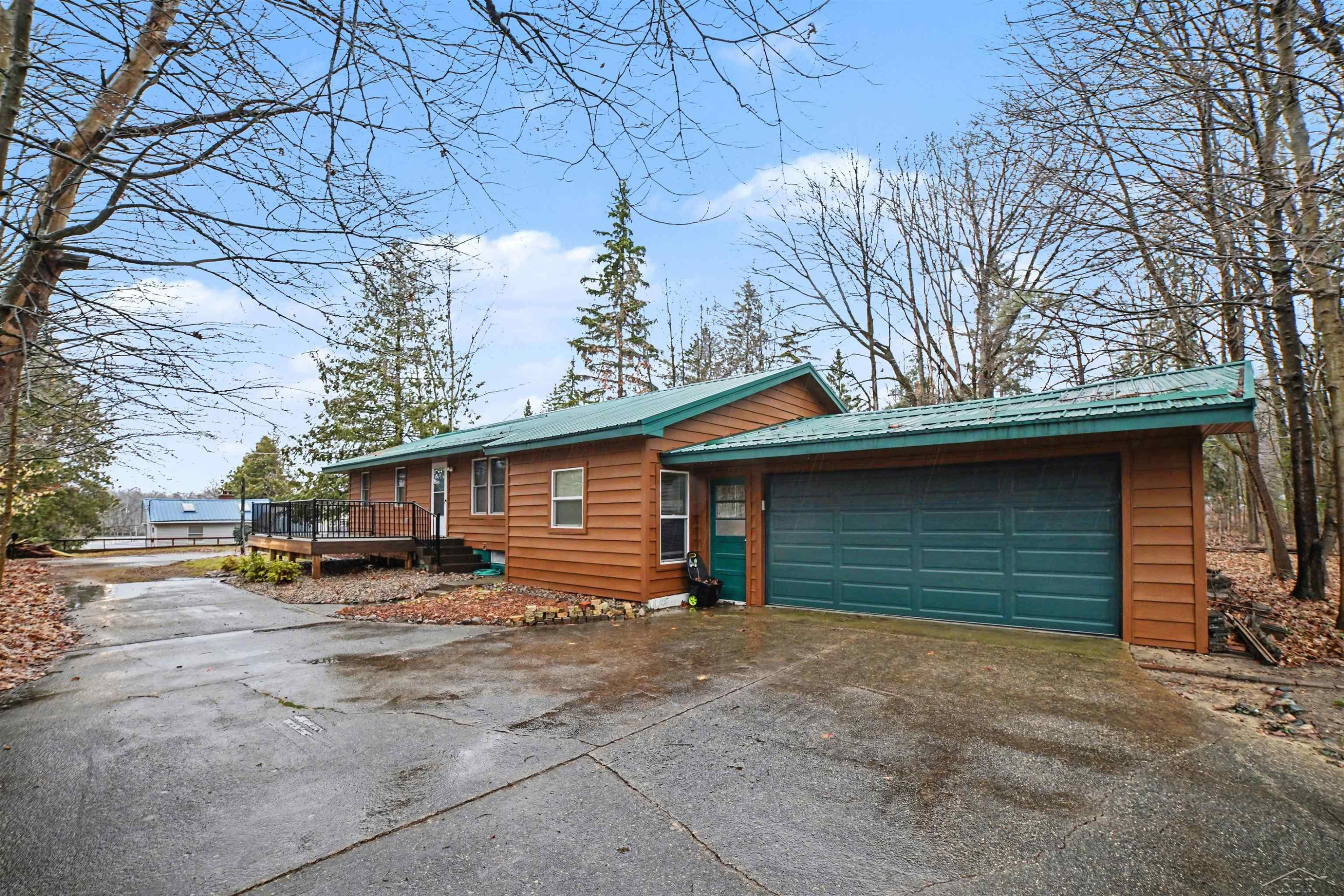 441 Hillcrest Drive, Lake, MI 48632 — Photo 3