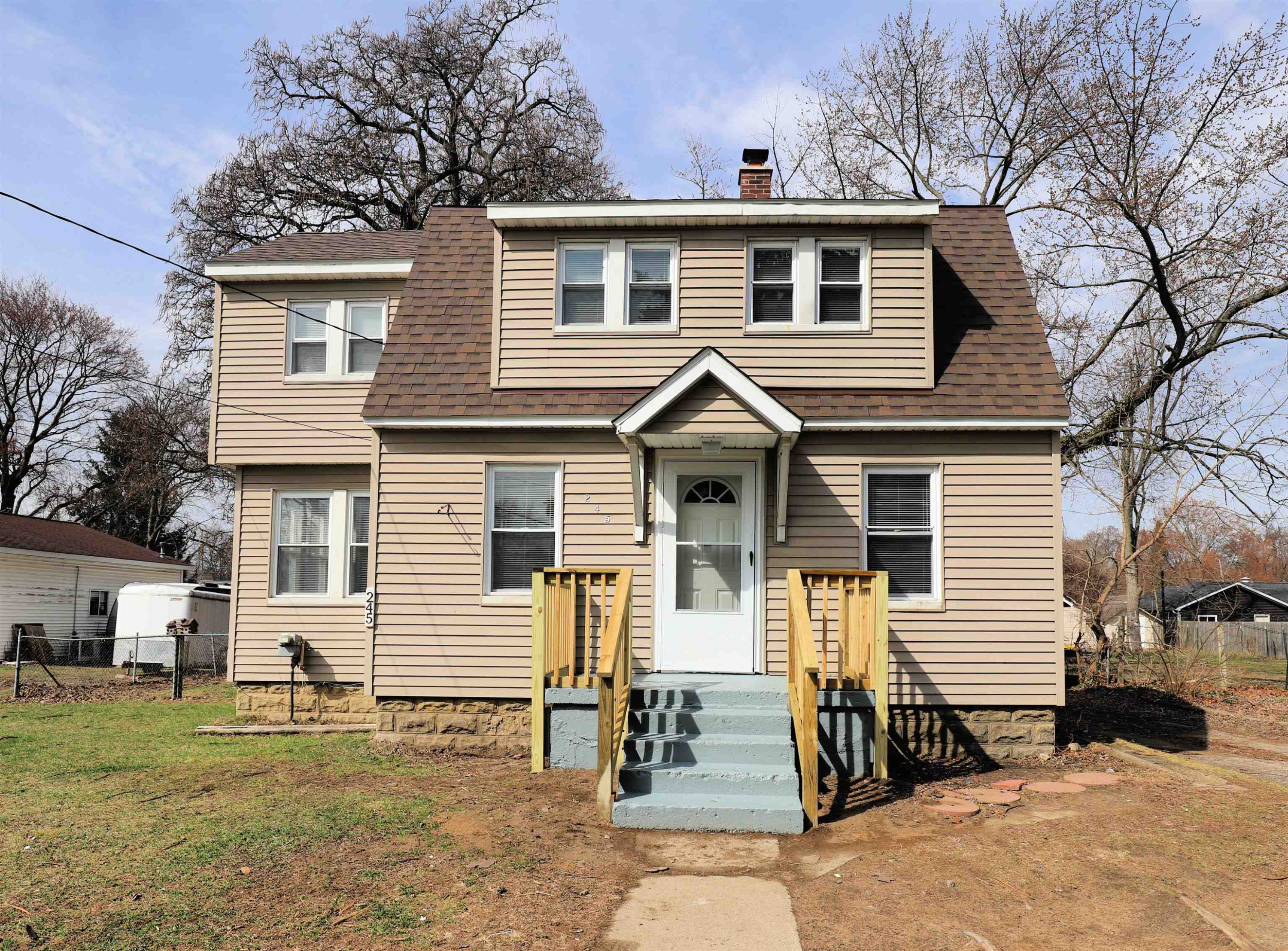 245 N Saginaw Street, Montrose, MI 48457 — Photo 2