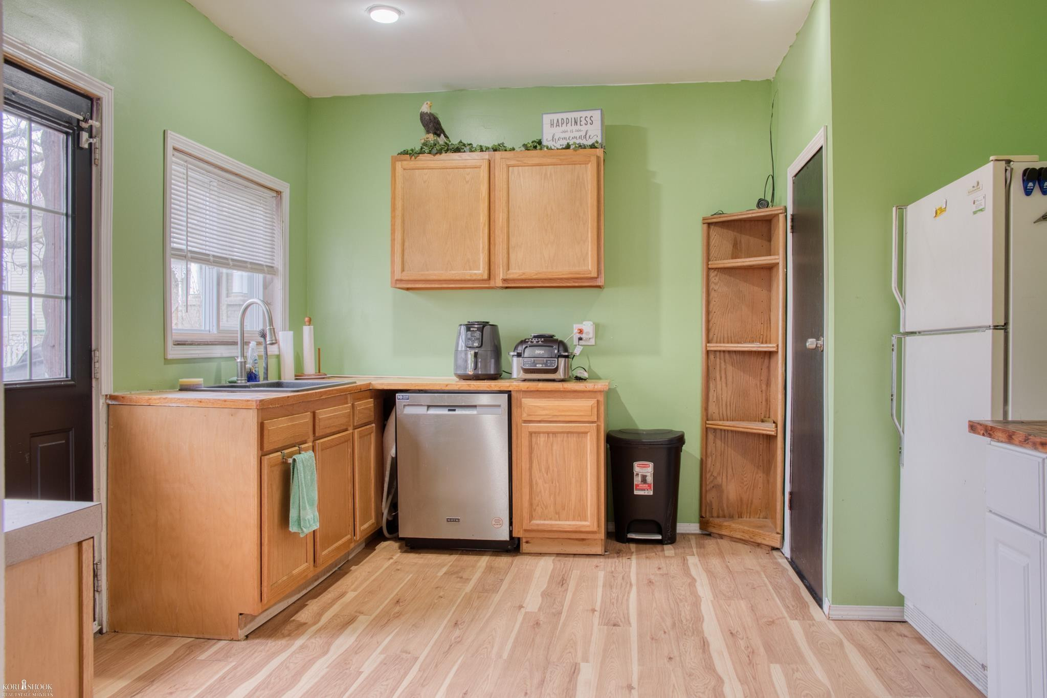 102 E Maple Avenue, Bancroft, MI 48414 — Photo 3