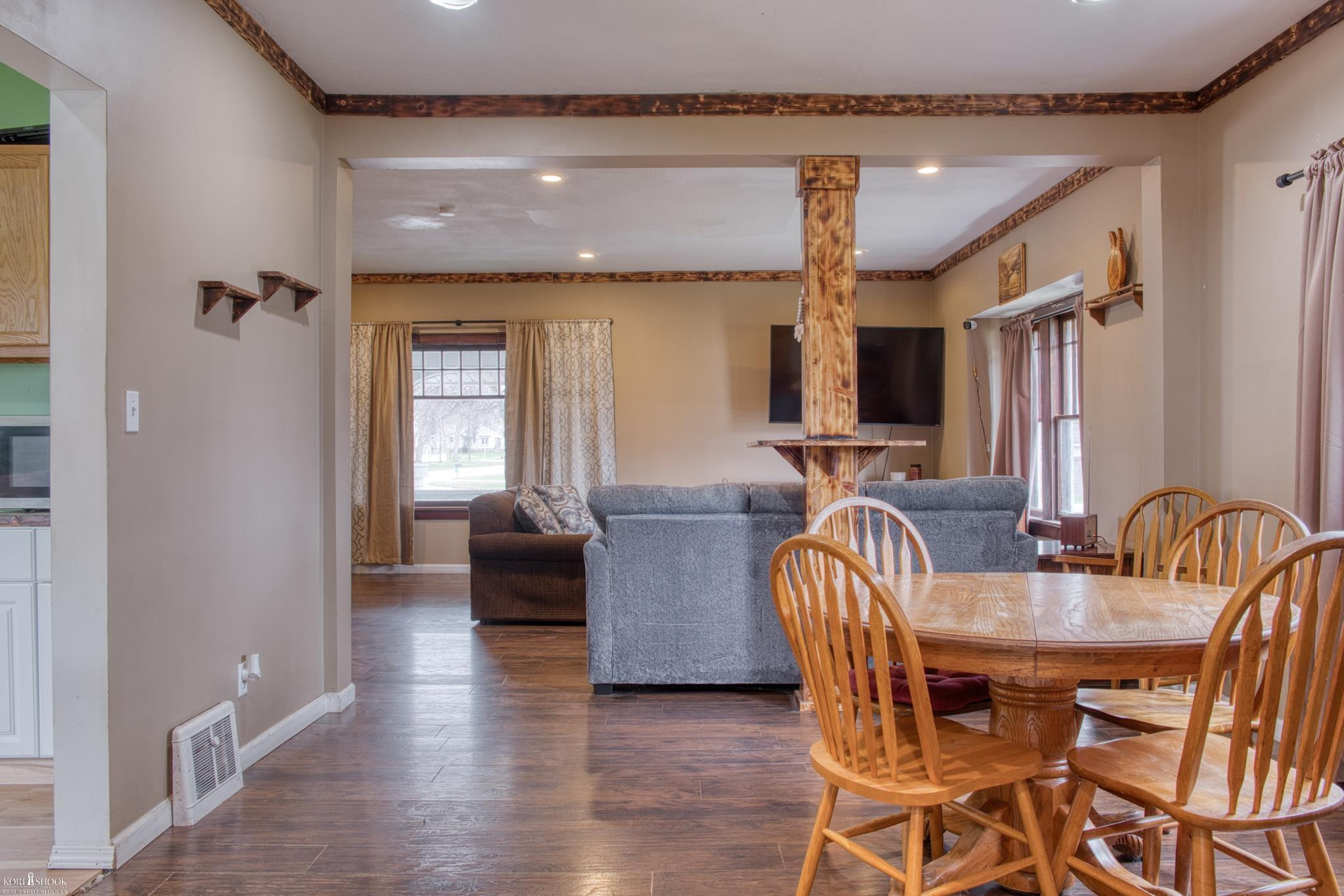 102 E Maple Avenue, Bancroft, MI 48414 — Photo 7