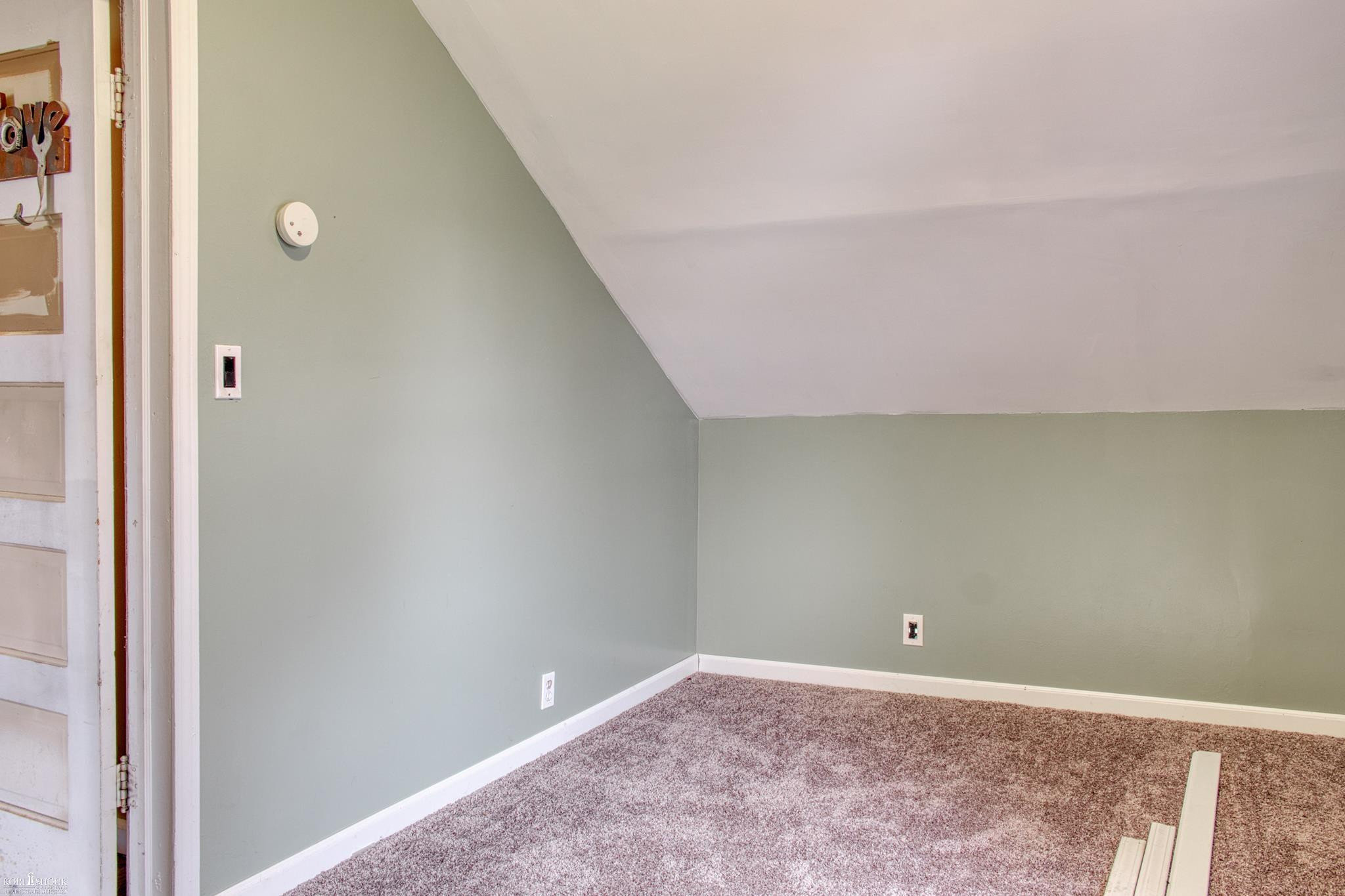 102 E Maple Avenue, Bancroft, MI 48414 — Photo 20