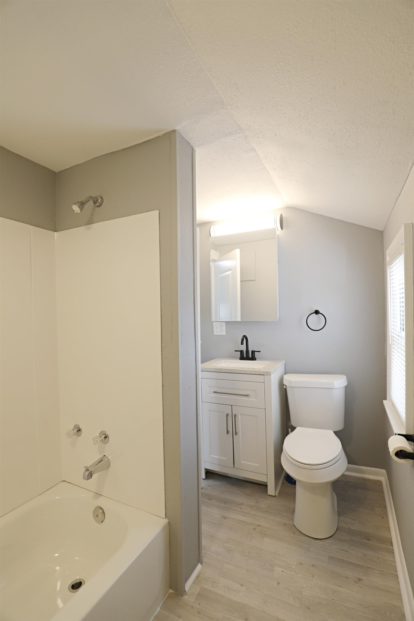 245 N Saginaw Street, Montrose, MI 48457 — Photo 27