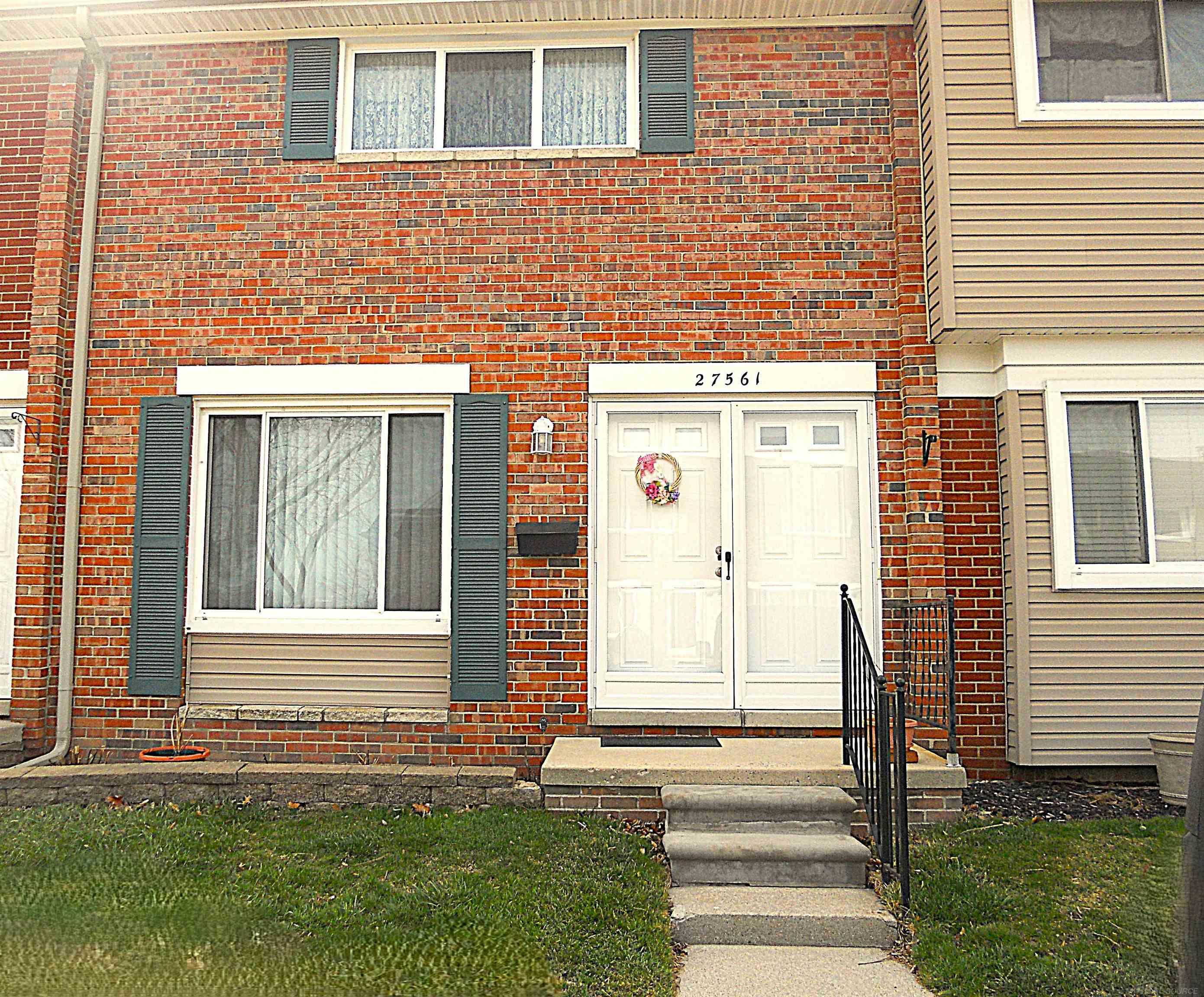 27561 CONCORD Avenue, Warren, MI 48093 — Photo 2