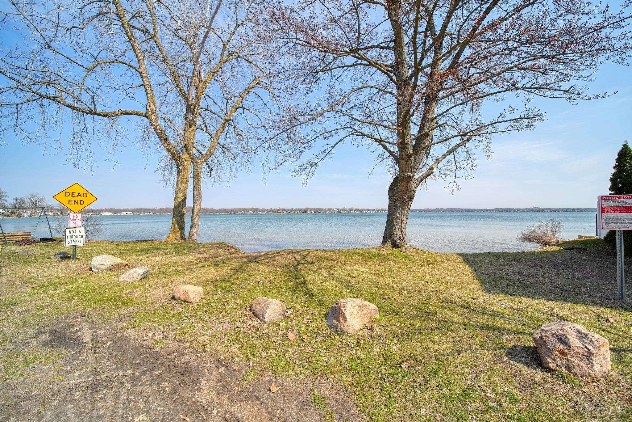 151 N Lakeview Boulevard, Manitou Beach, MI 49253 — Photo 29