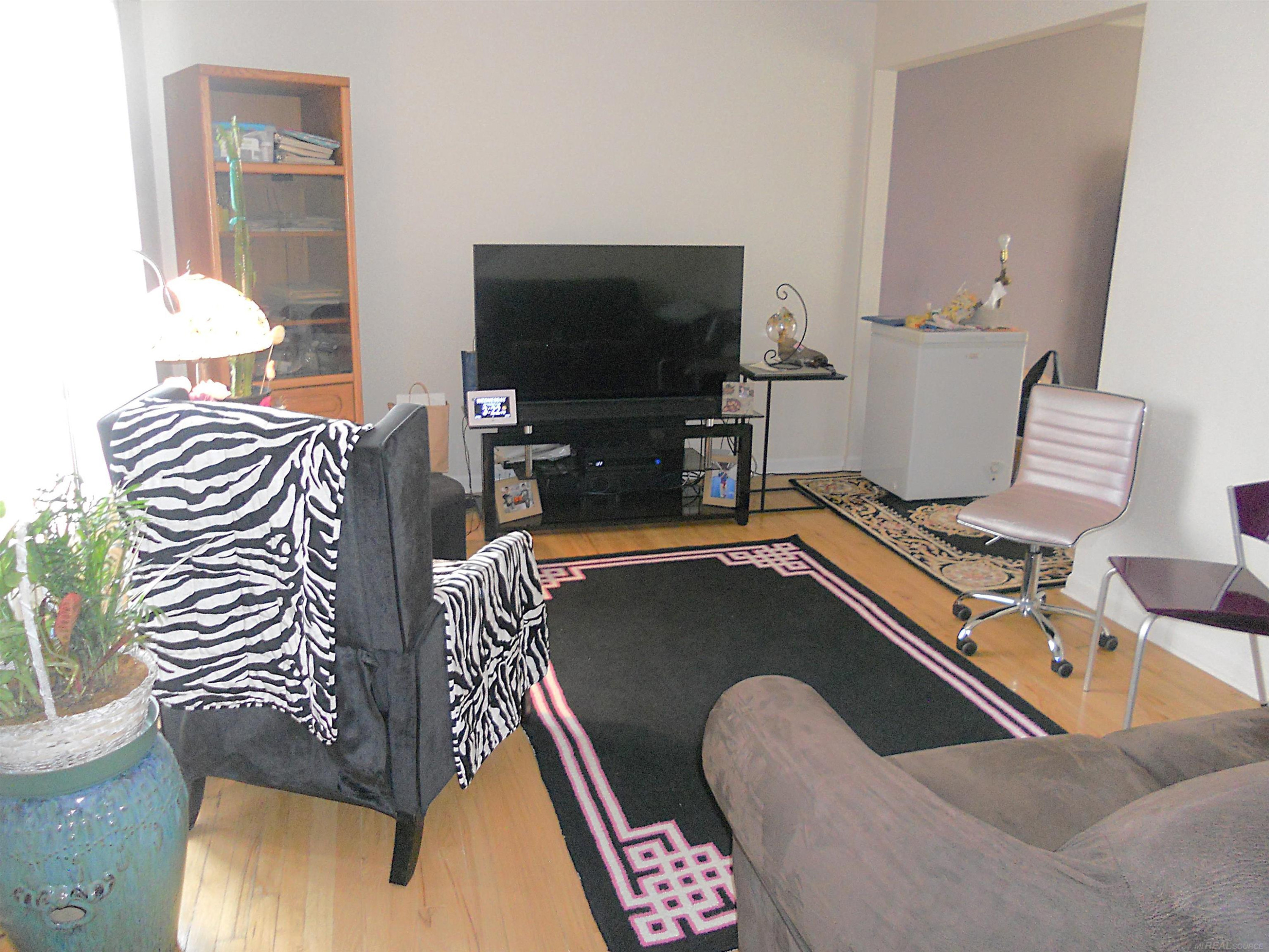27561 CONCORD Avenue, Warren, MI 48093 — Photo 12