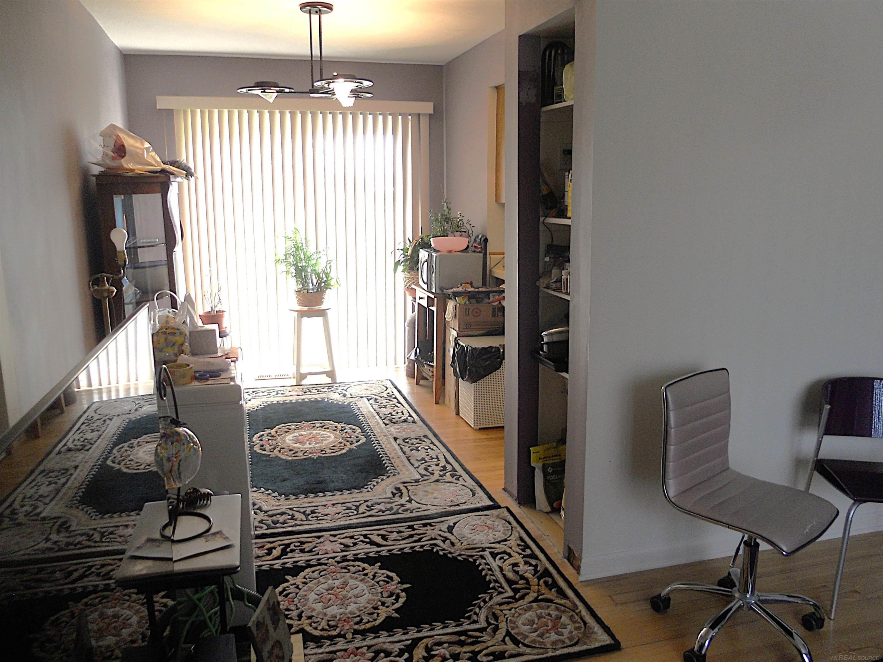 27561 CONCORD Avenue, Warren, MI 48093 — Photo 16