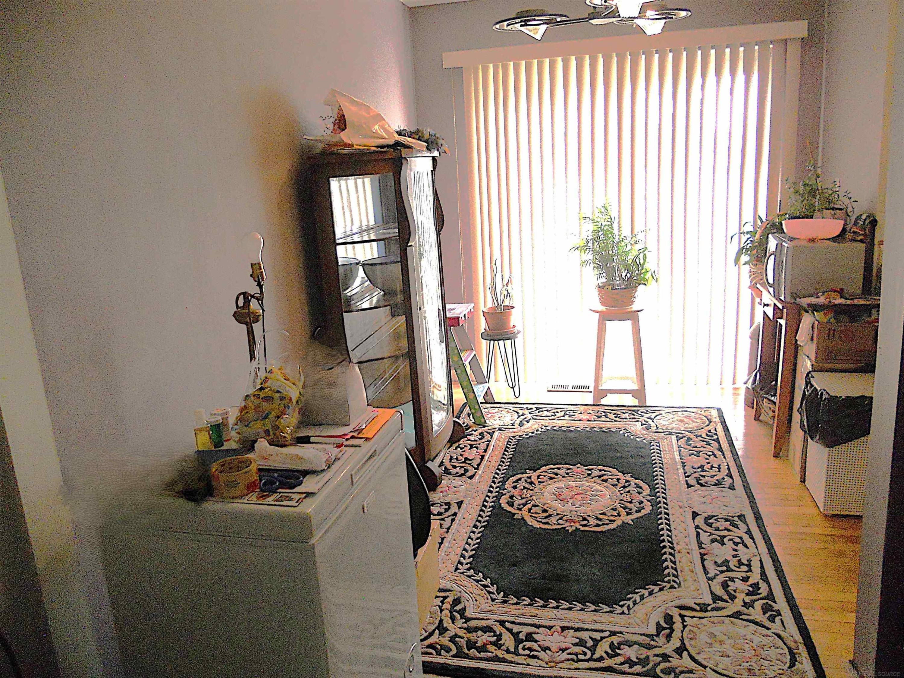 27561 CONCORD Avenue, Warren, MI 48093 — Photo 18