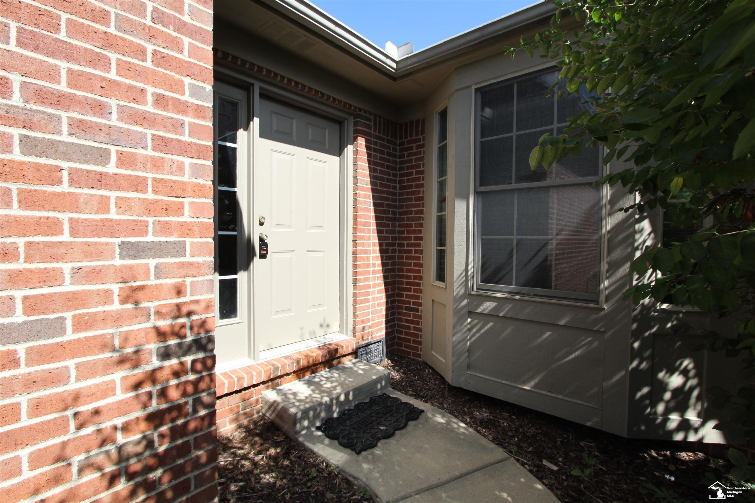 504 Brooks Hollow Court, Dundee, MI 48131 — Photo 3