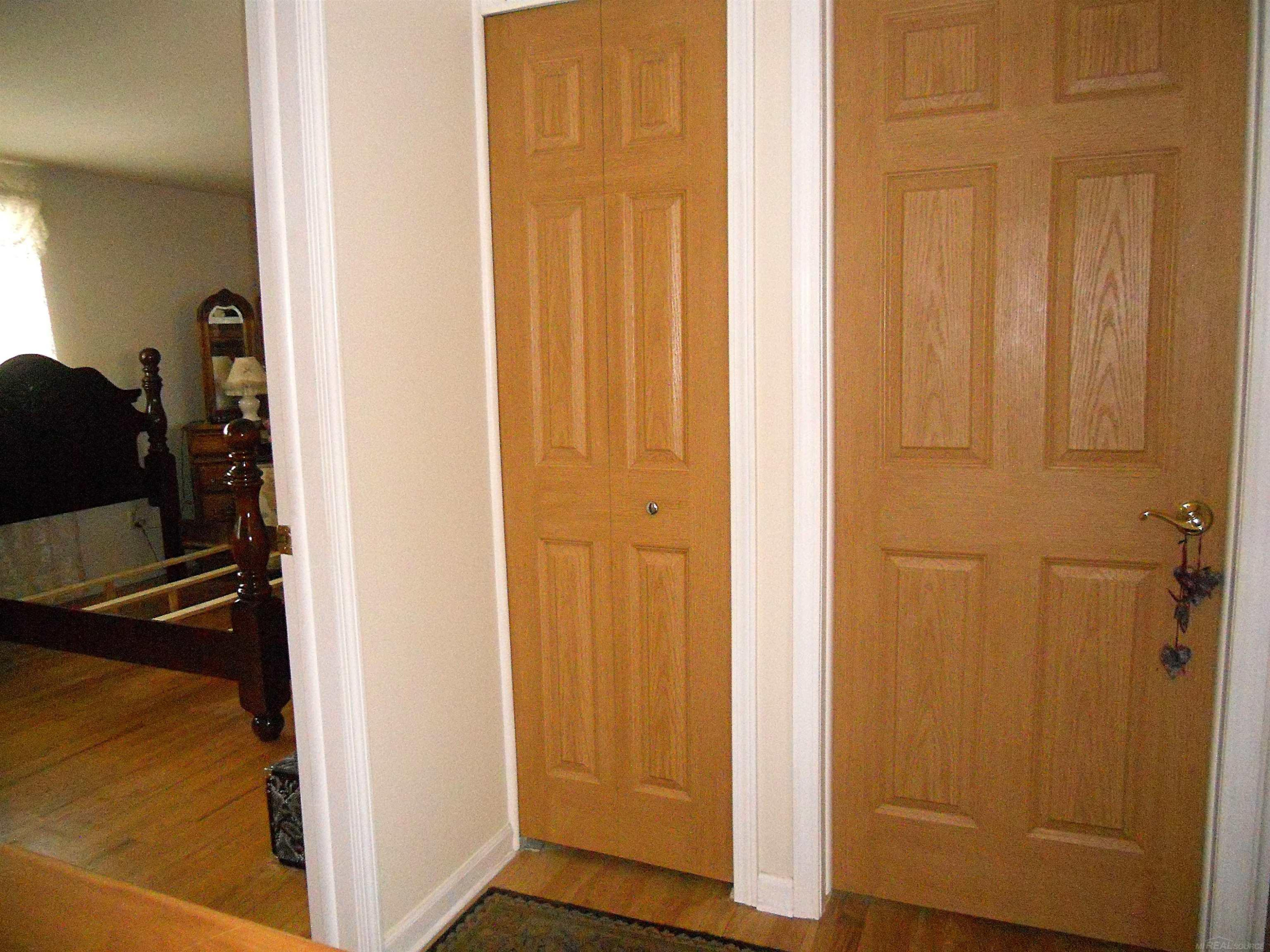 27561 CONCORD Avenue, Warren, MI 48093 — Photo 33