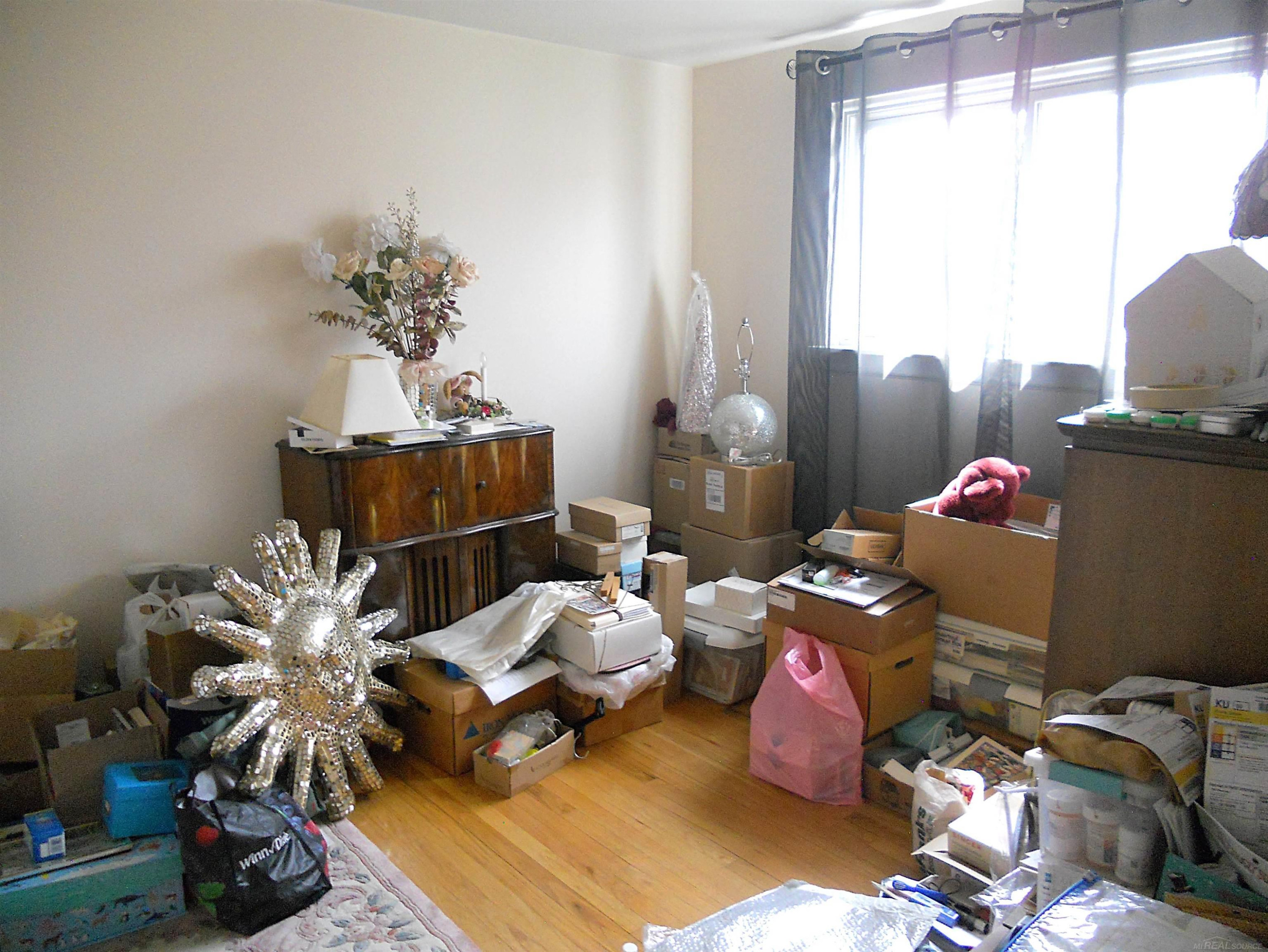 27561 CONCORD Avenue, Warren, MI 48093 — Photo 34