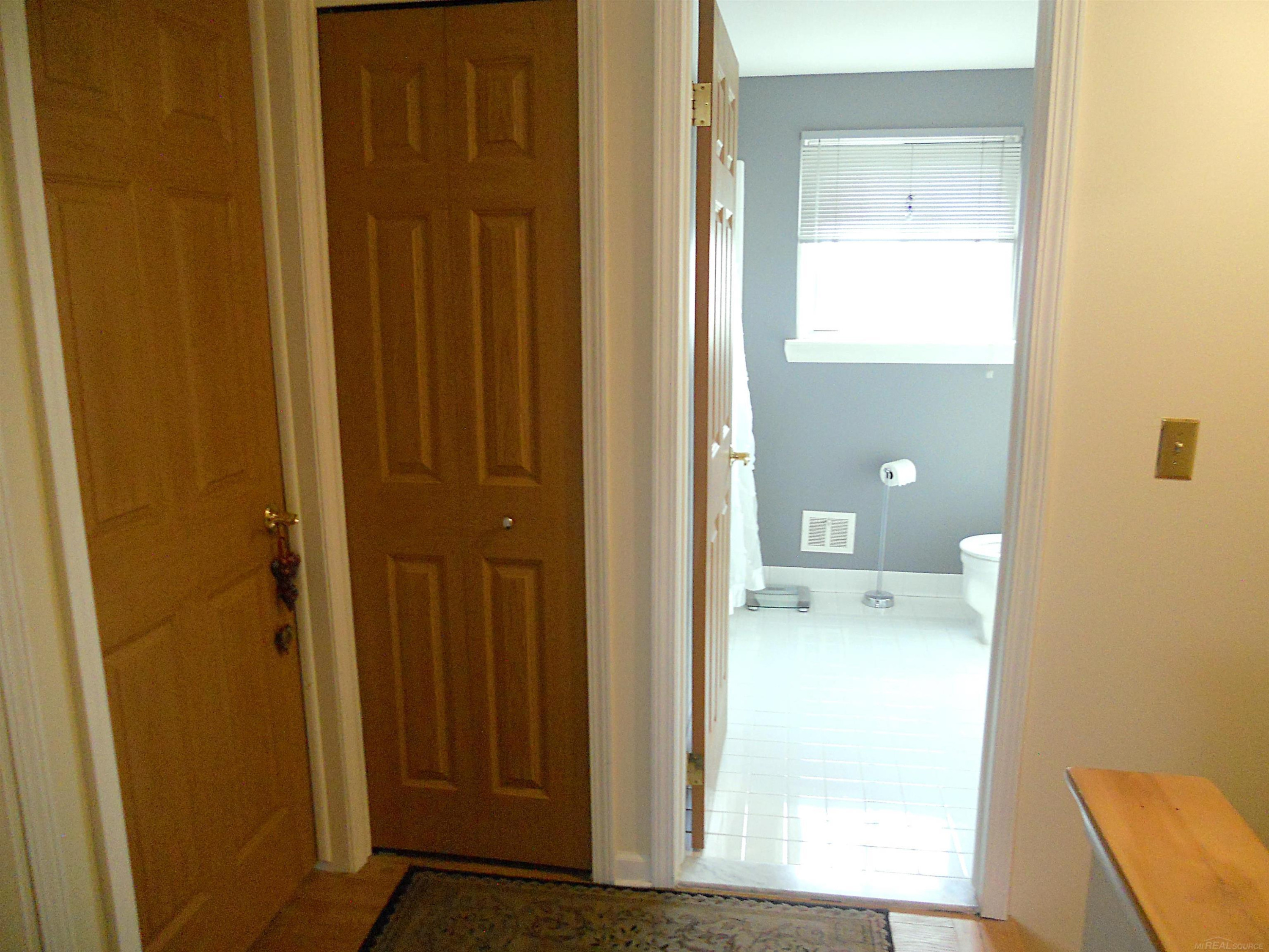 27561 CONCORD Avenue, Warren, MI 48093 — Photo 36