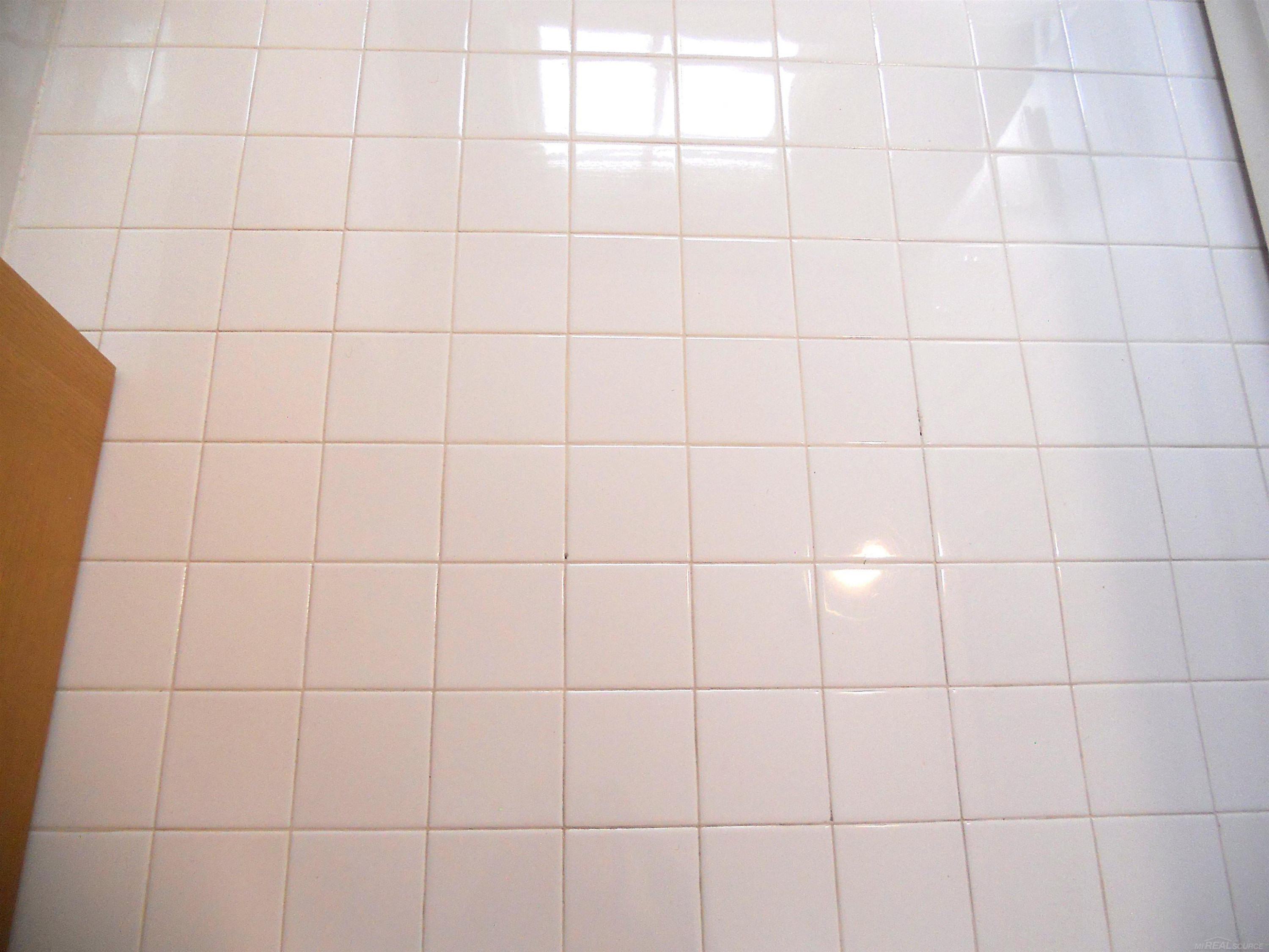 27561 CONCORD Avenue, Warren, MI 48093 — Photo 38