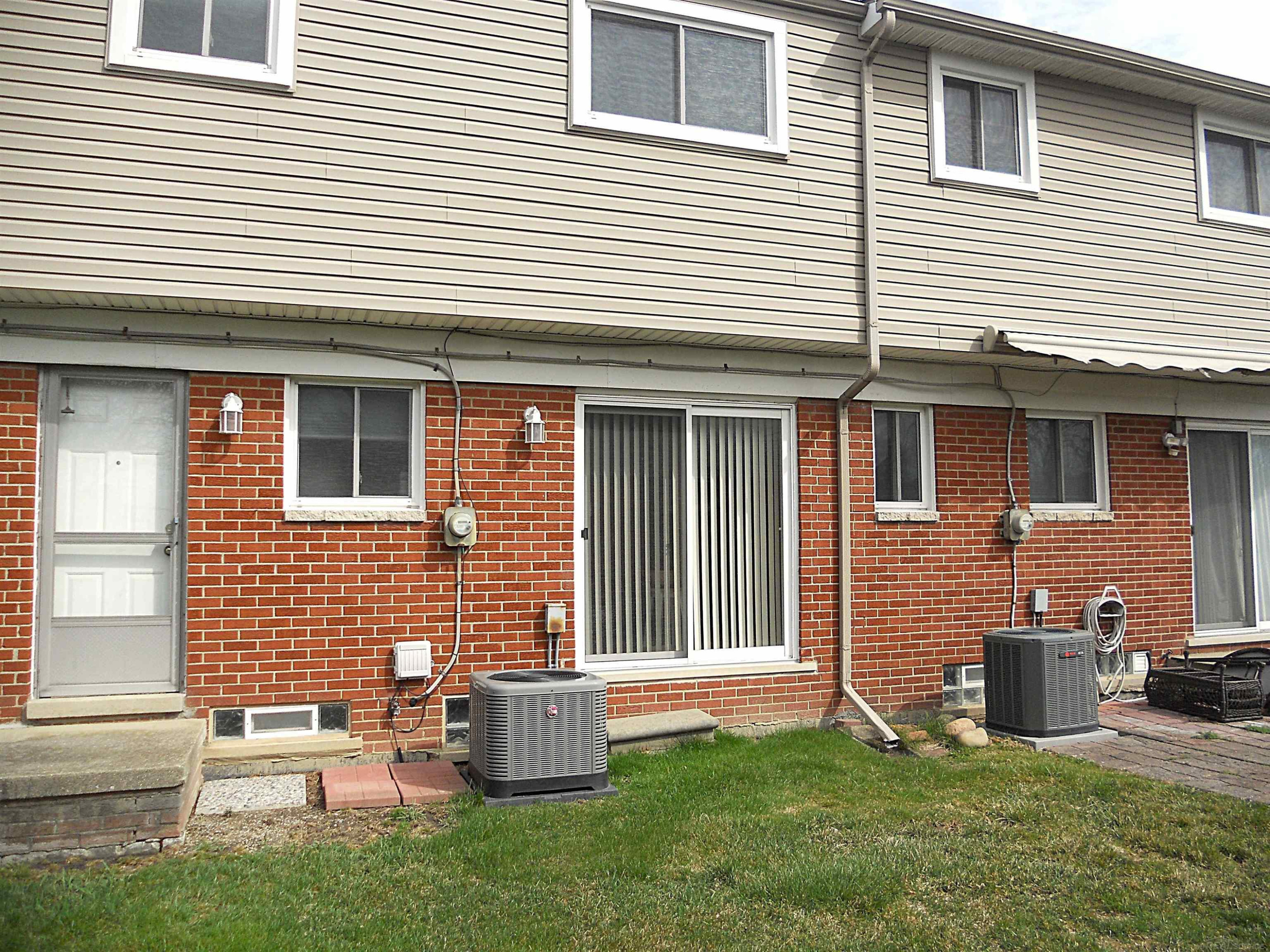 27561 CONCORD Avenue, Warren, MI 48093 — Photo 49