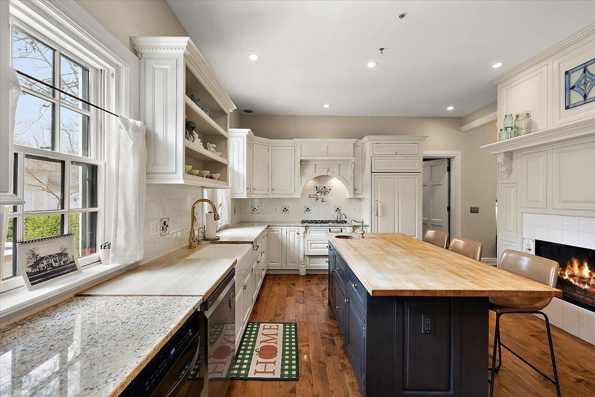 35 McKinley Place, Grosse Pointe Farms, MI 48236 — Photo 29