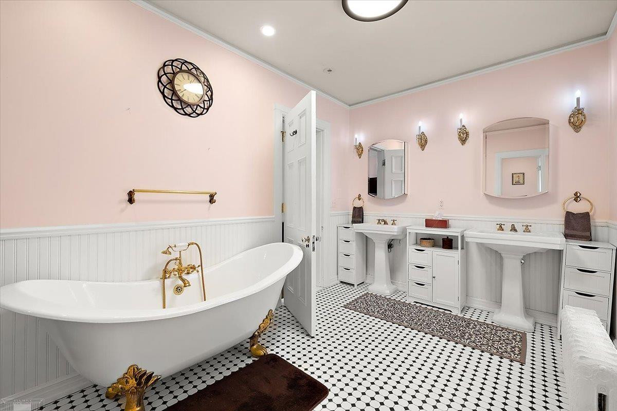 35 McKinley Place, Grosse Pointe Farms, MI 48236 — Photo 43