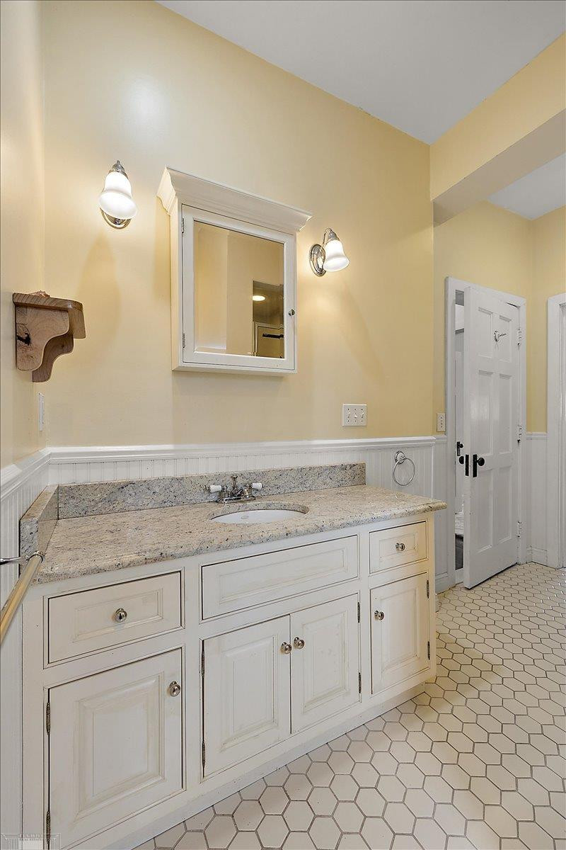 35 McKinley Place, Grosse Pointe Farms, MI 48236 — Photo 61