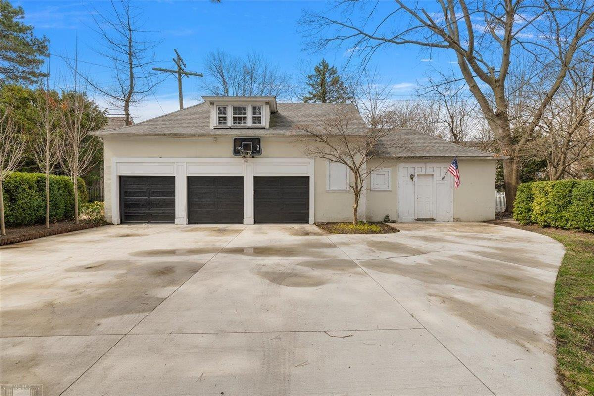 35 McKinley Place, Grosse Pointe Farms, MI 48236 — Photo 75