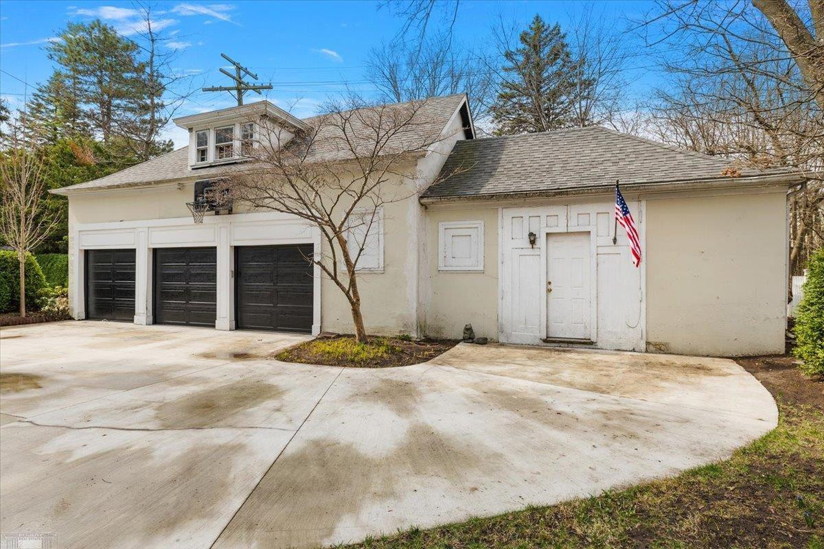 35 McKinley Place, Grosse Pointe Farms, MI 48236 — Photo 76