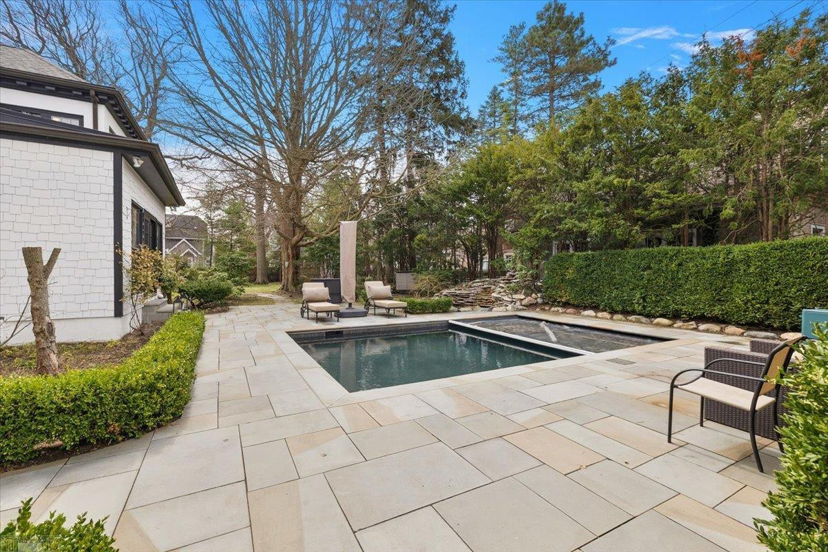 35 McKinley Place, Grosse Pointe Farms, MI 48236 — Photo 82