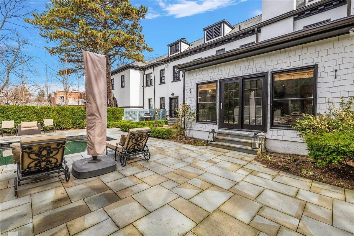35 McKinley Place, Grosse Pointe Farms, MI 48236 — Photo 84