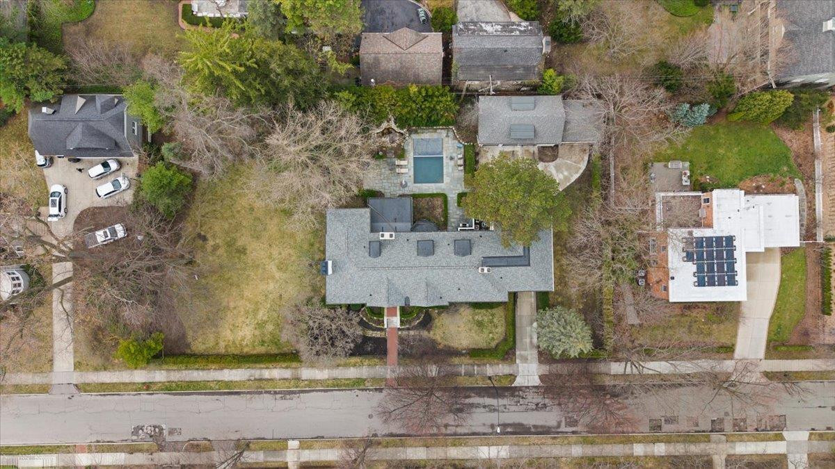 35 McKinley Place, Grosse Pointe Farms, MI 48236 — Photo 90