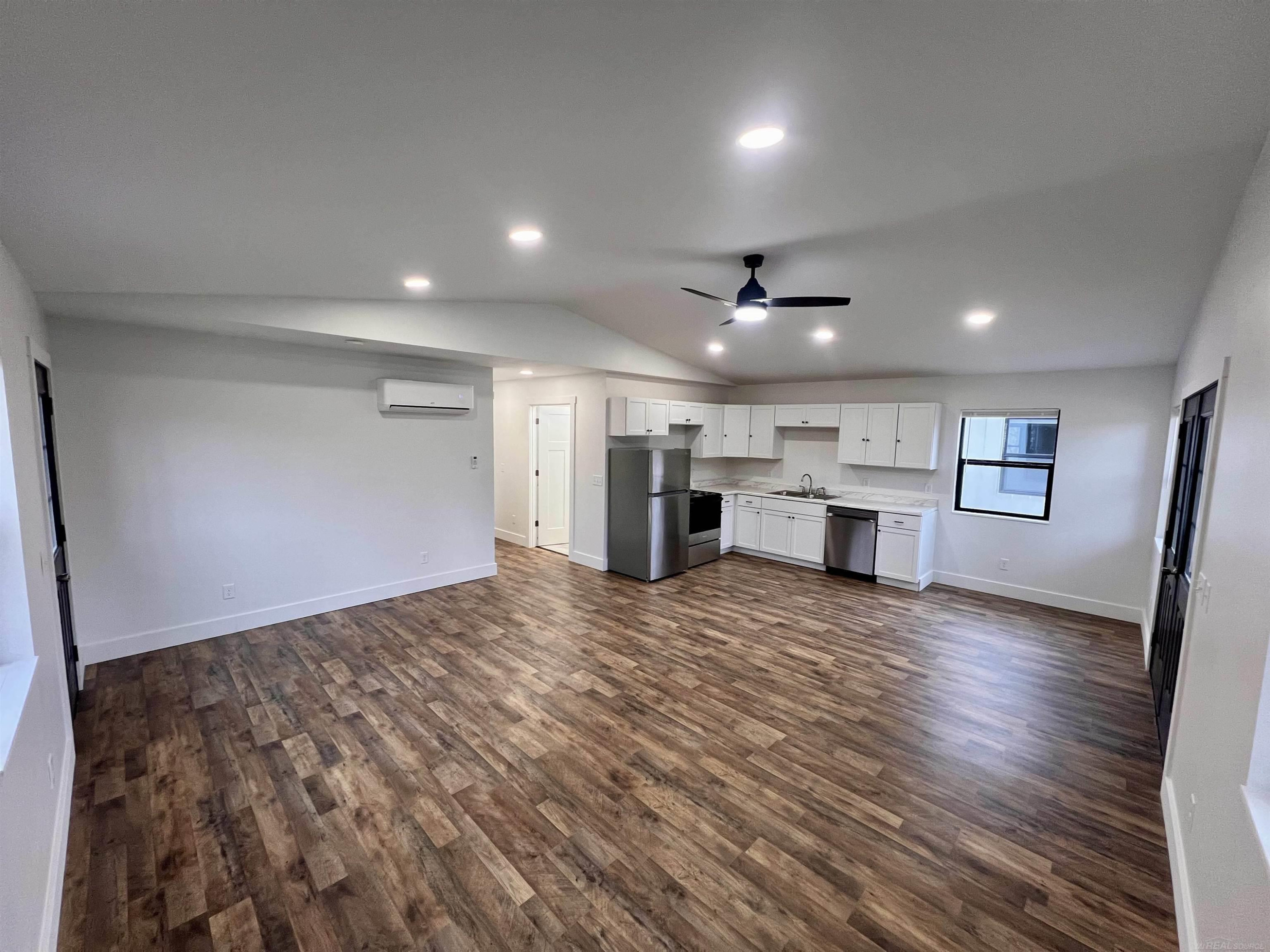 7127 Grand River Avenue, Saranac, MI 48881 — Photo 4