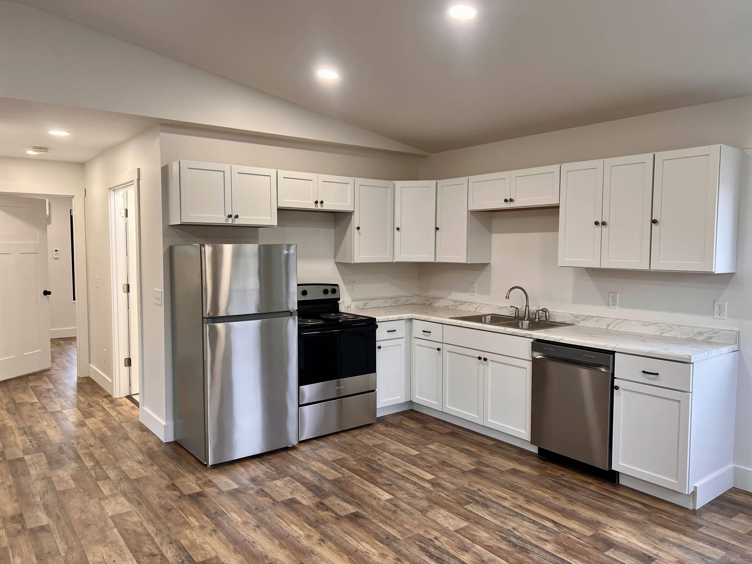 7127 Grand River Avenue, Saranac, MI 48881 — Photo 5
