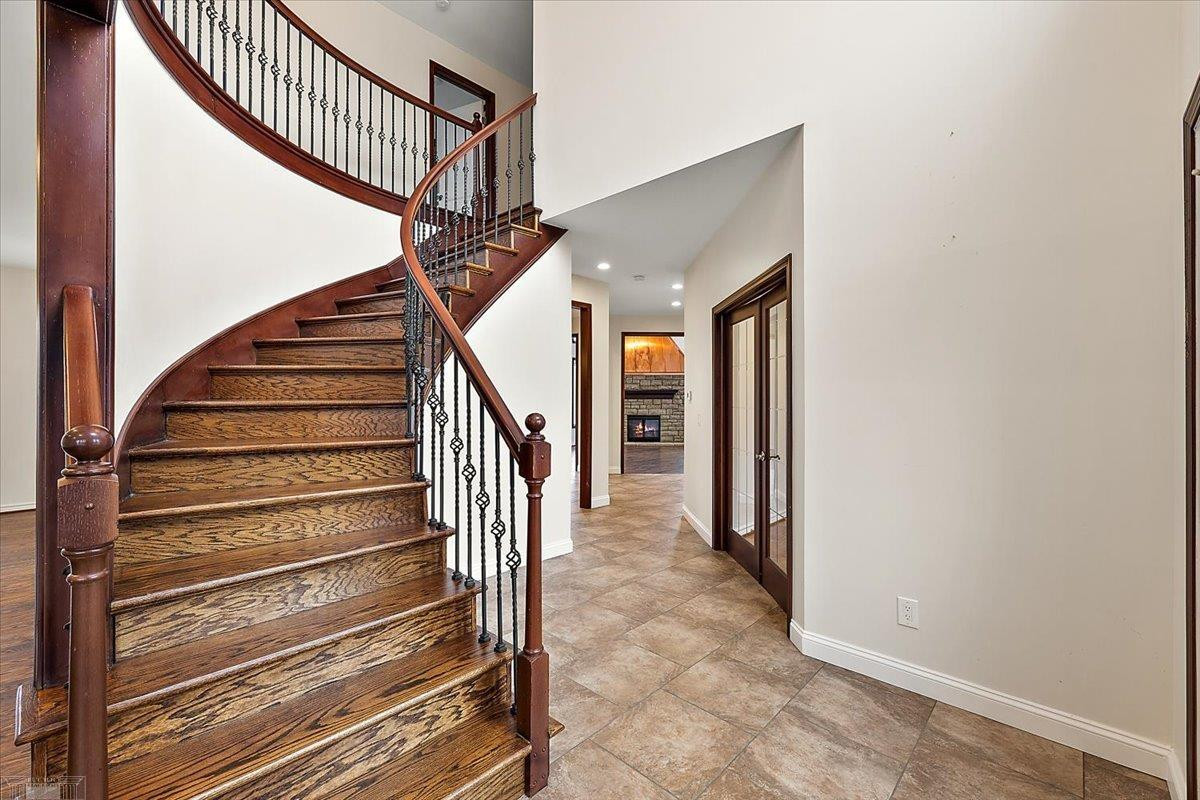 49312 Walnut Creek Drive, MI 48044 — Photo 8
