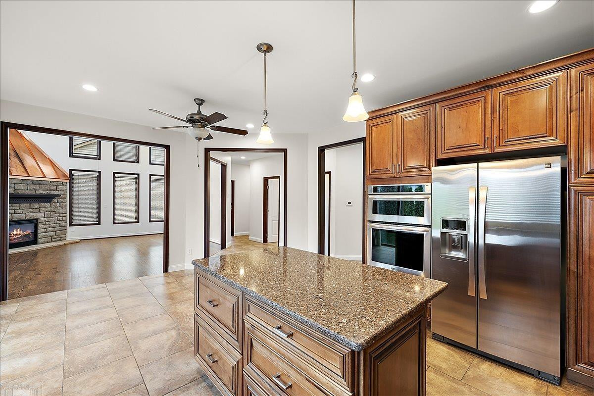 49312 Walnut Creek Drive, MI 48044 — Photo 18