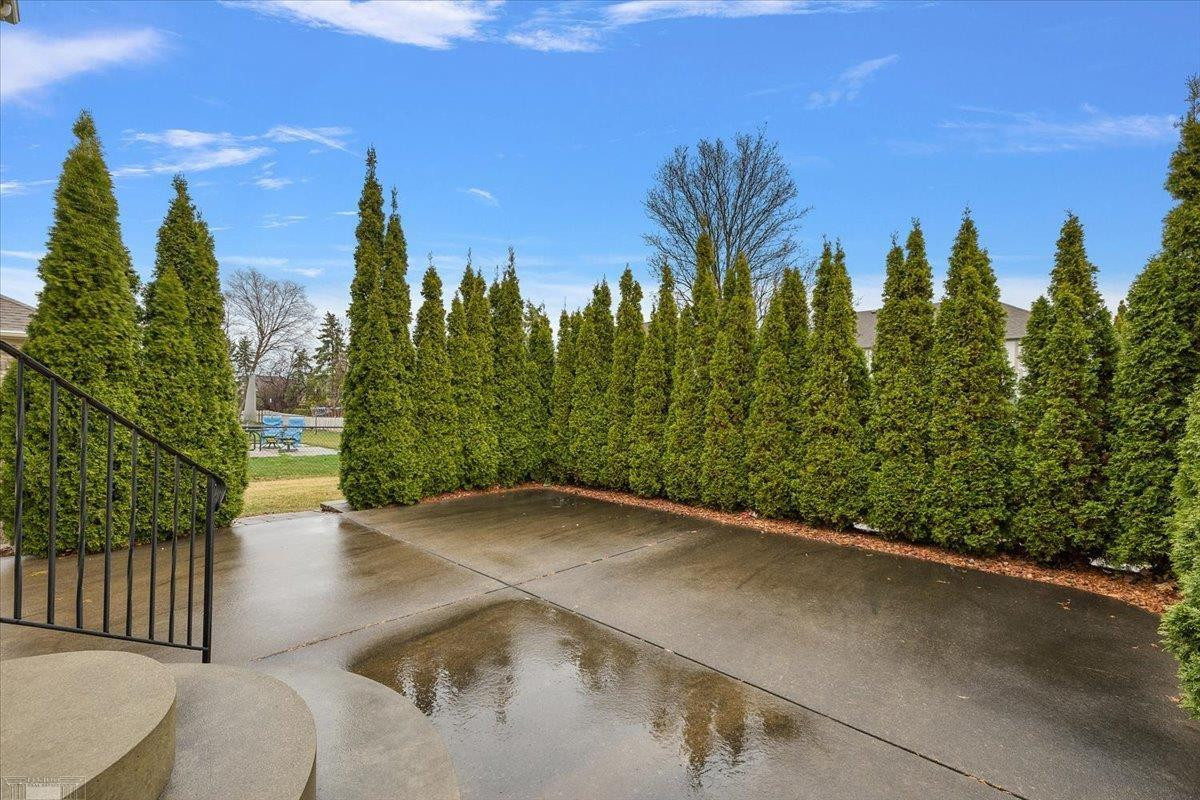 49312 Walnut Creek Drive, MI 48044 — Photo 51
