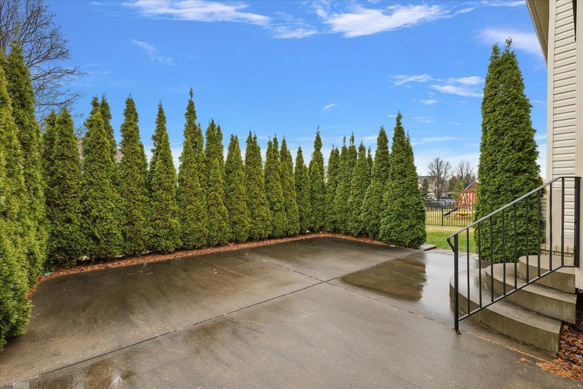 49312 Walnut Creek Drive, MI 48044 — Photo 52