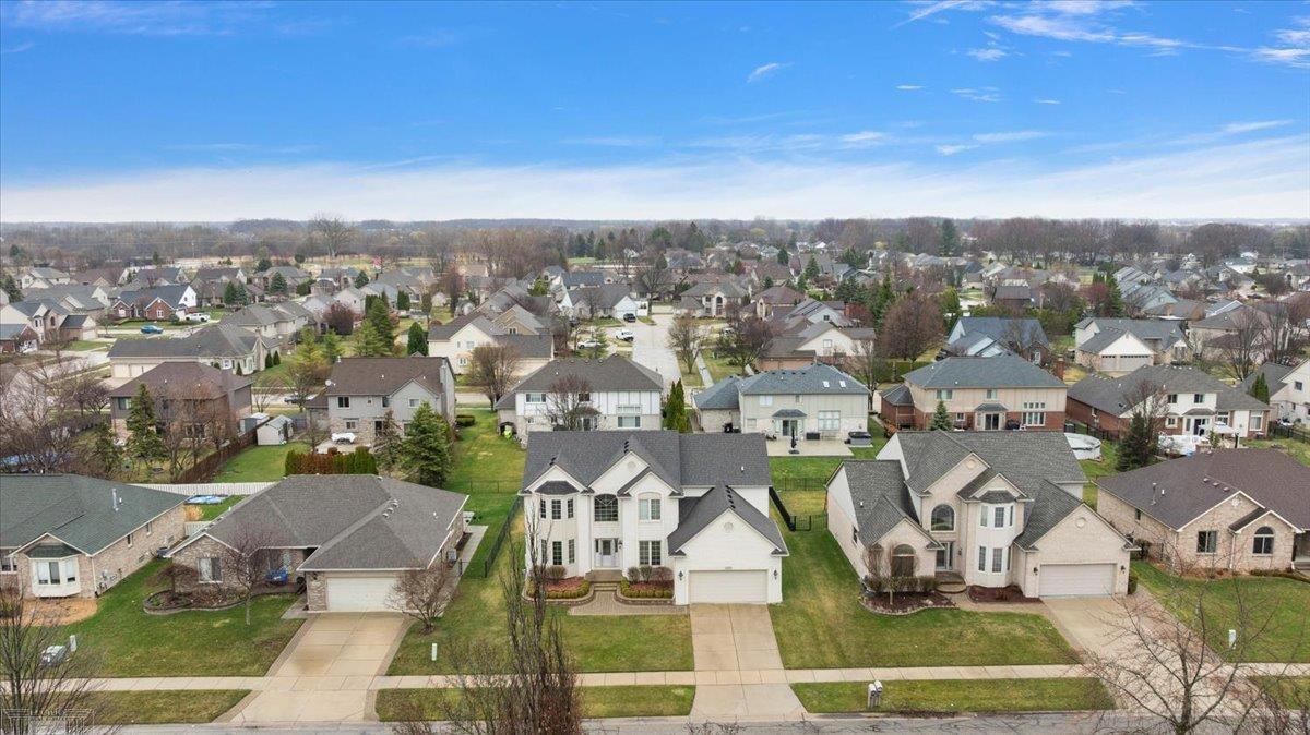 49312 Walnut Creek Drive, MI 48044 — Photo 54