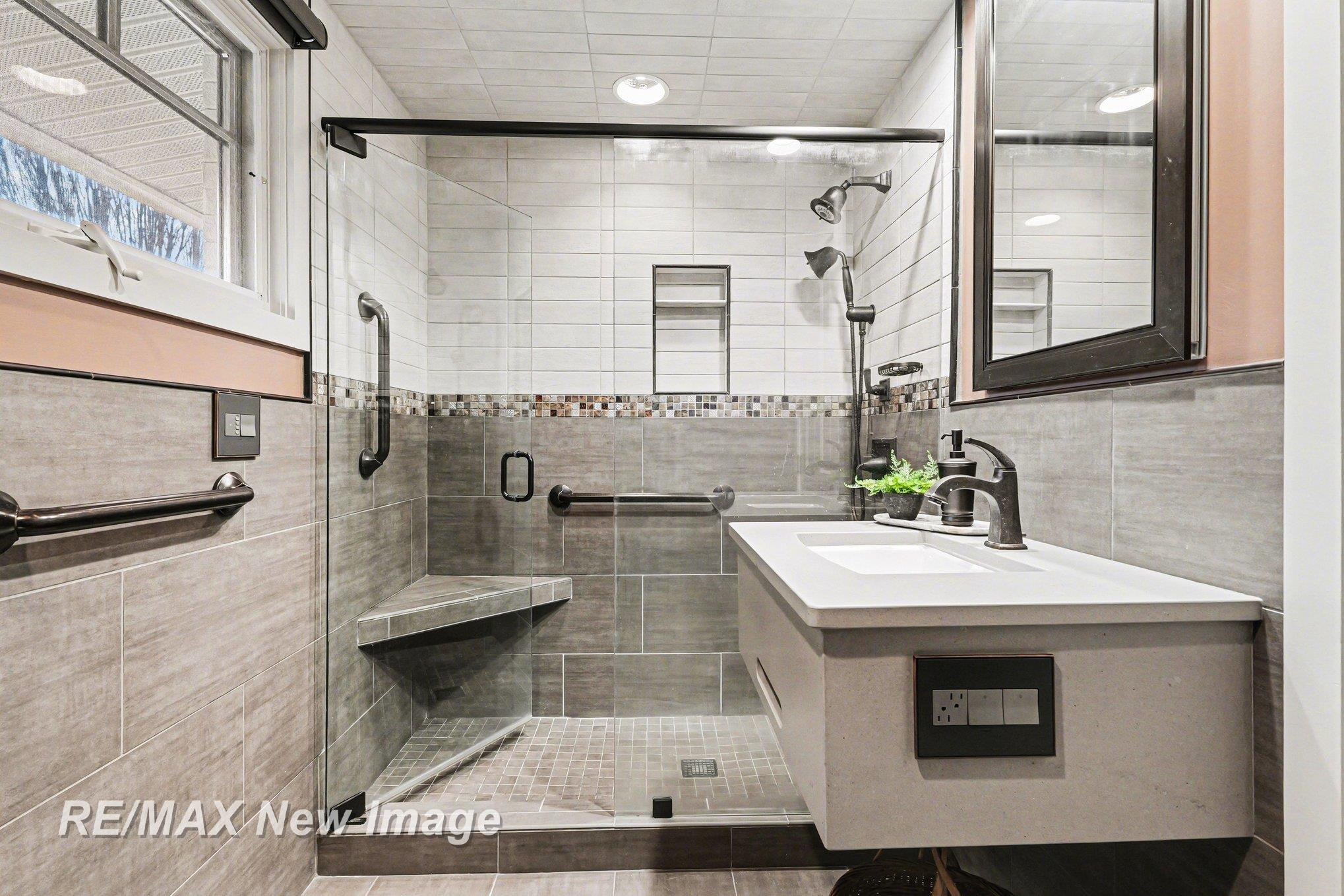314 W Saint Andrews Road, Midland, MI 48640 — Photo 18