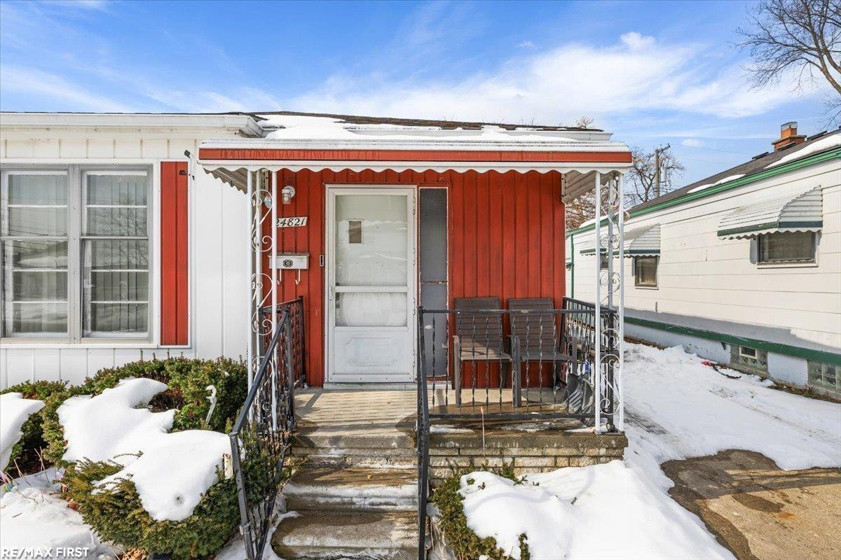 24821 Lambrecht Avenue, Eastpointe, MI 48021 — Photo 5