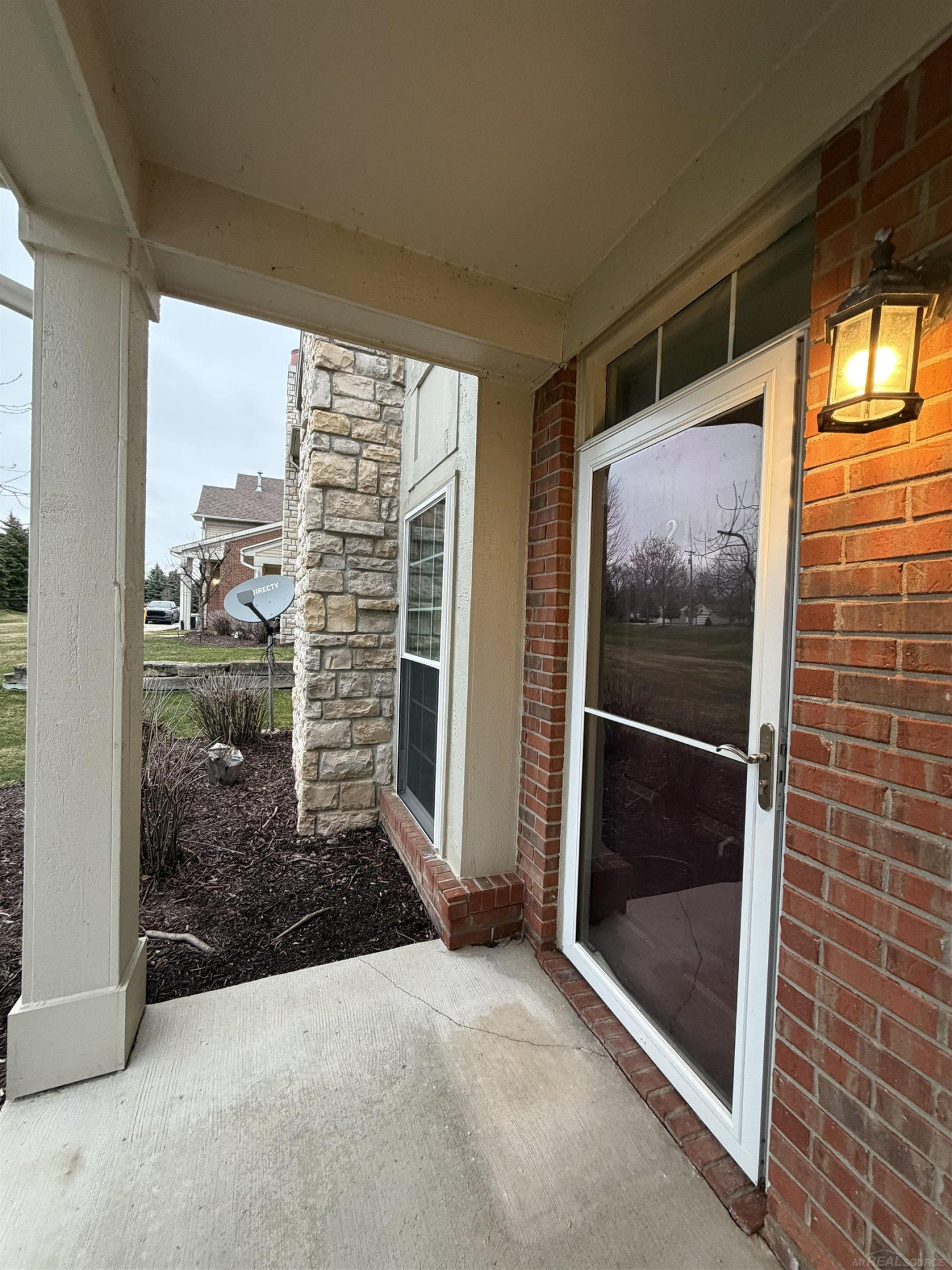 52149 Naugatuck Drive, MI 48042 — Photo 4