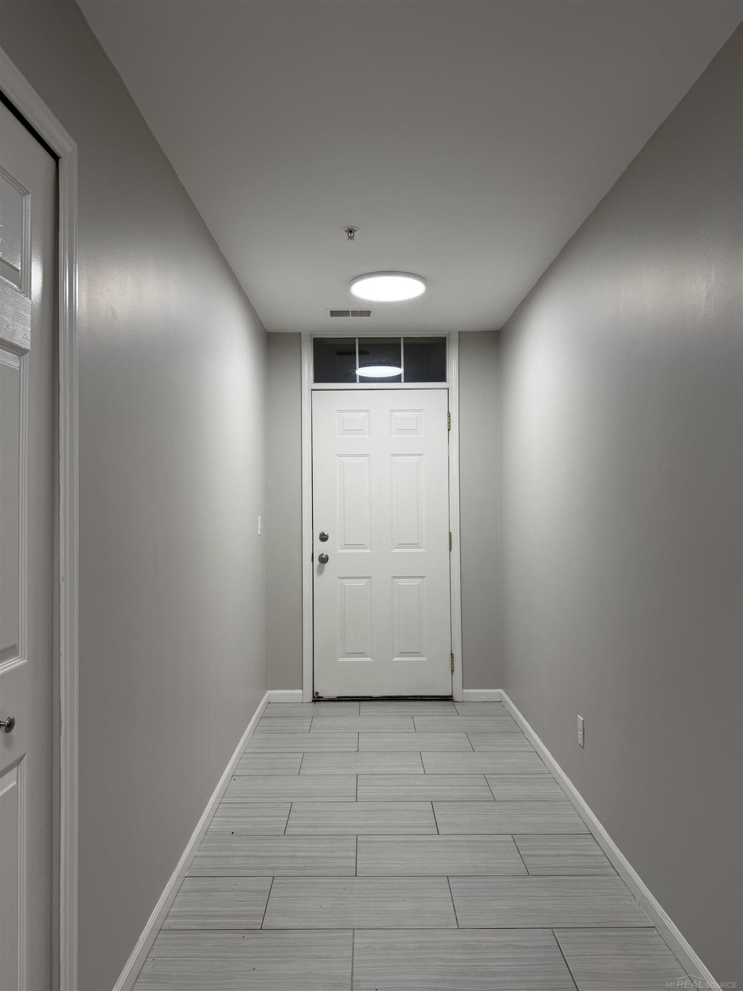 52149 Naugatuck Drive, MI 48042 — Photo 5