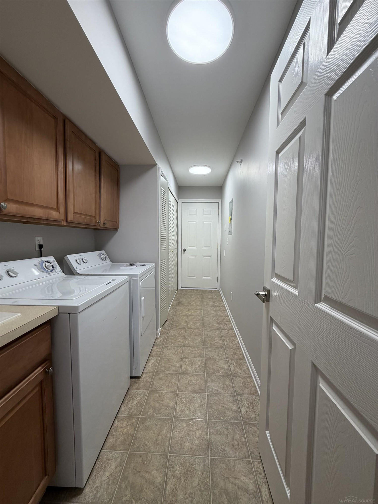 52149 Naugatuck Drive, MI 48042 — Photo 12