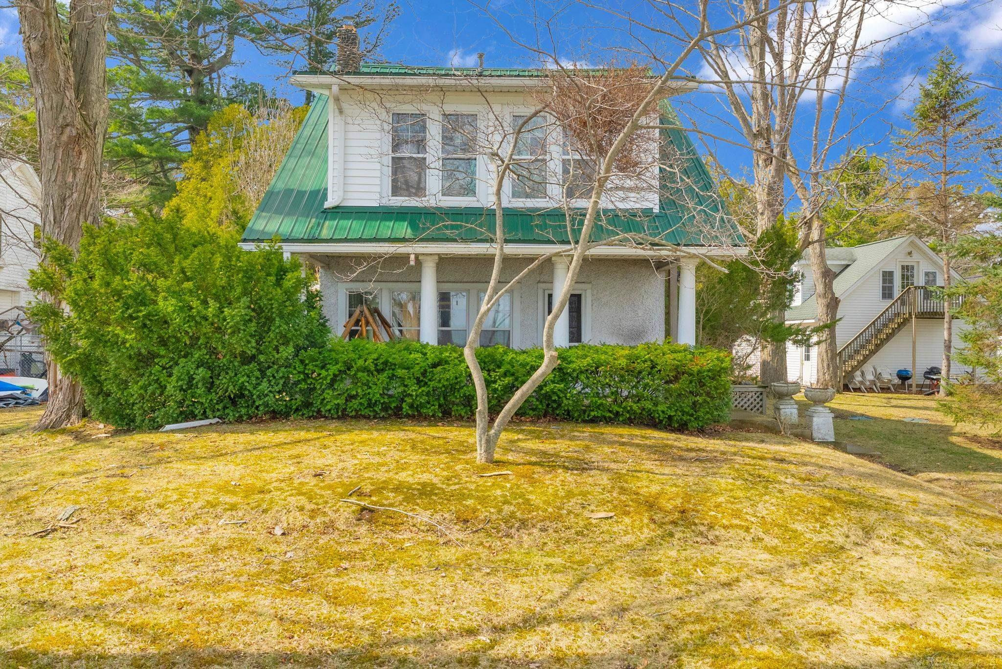 4055 Lakeshore Road, Lexington, MI 48450