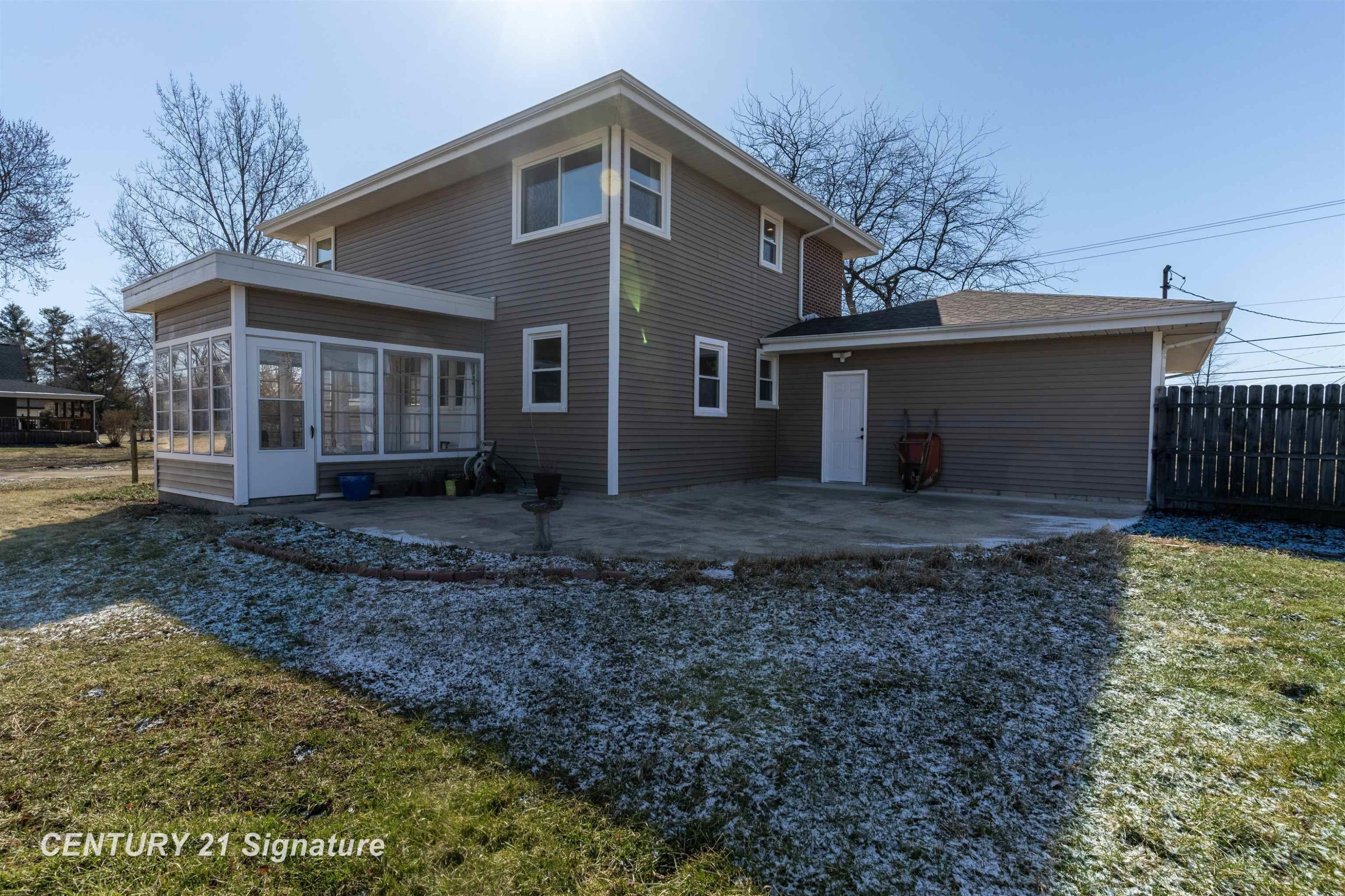2251 E Stewart Road, Midland, MI 48640 — Photo 3