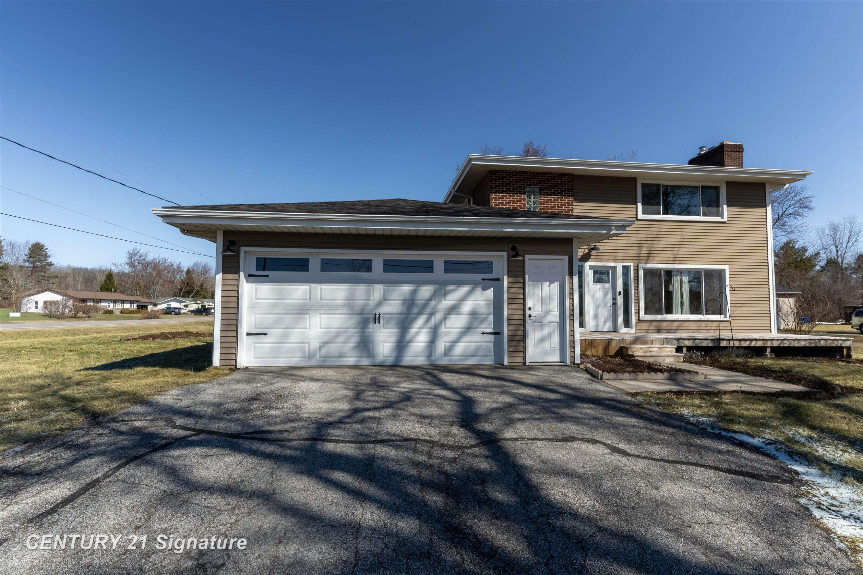 2251 E Stewart Road, Midland, MI 48640 — Photo 26