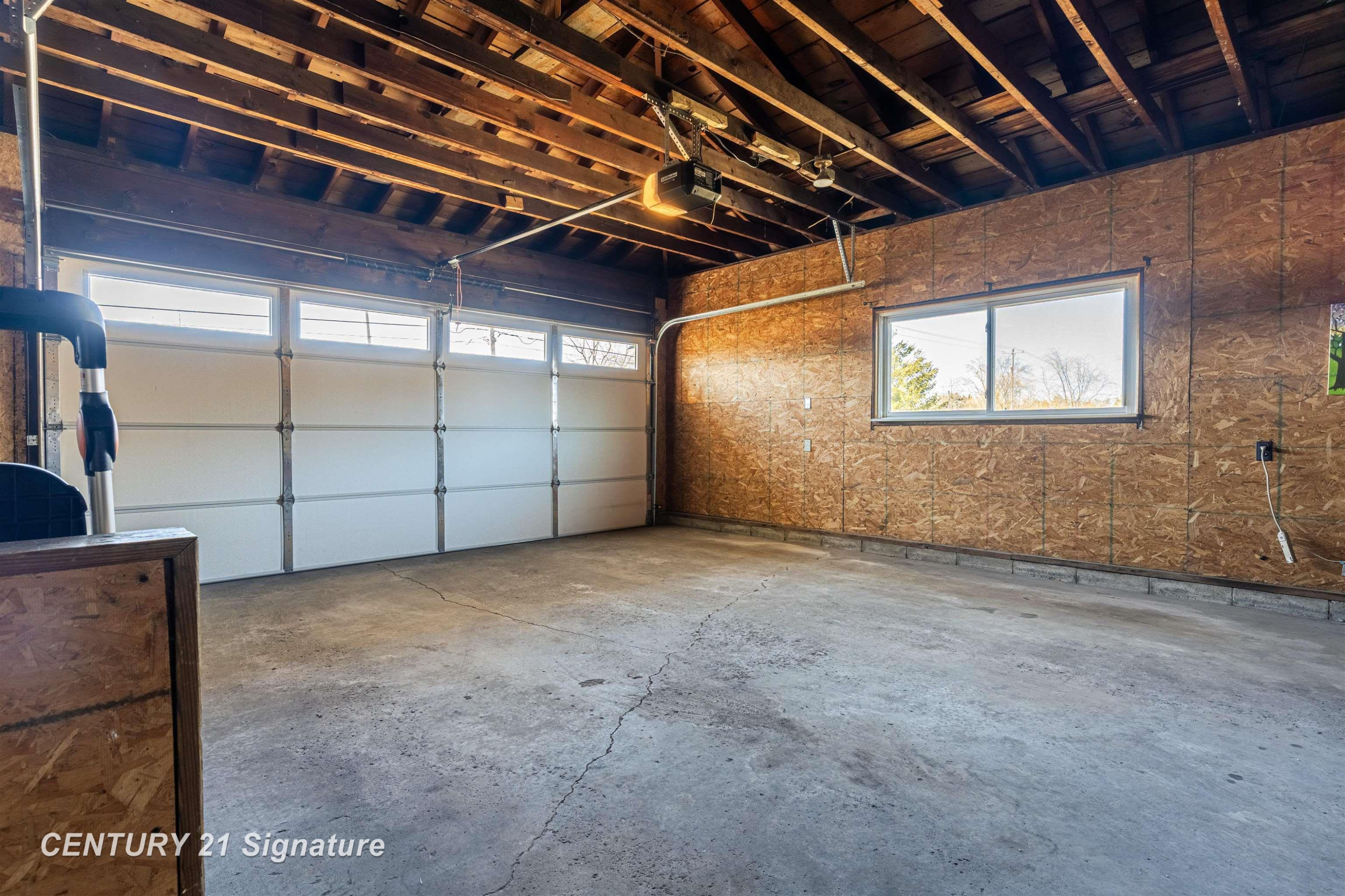 2251 E Stewart Road, Midland, MI 48640 — Photo 27
