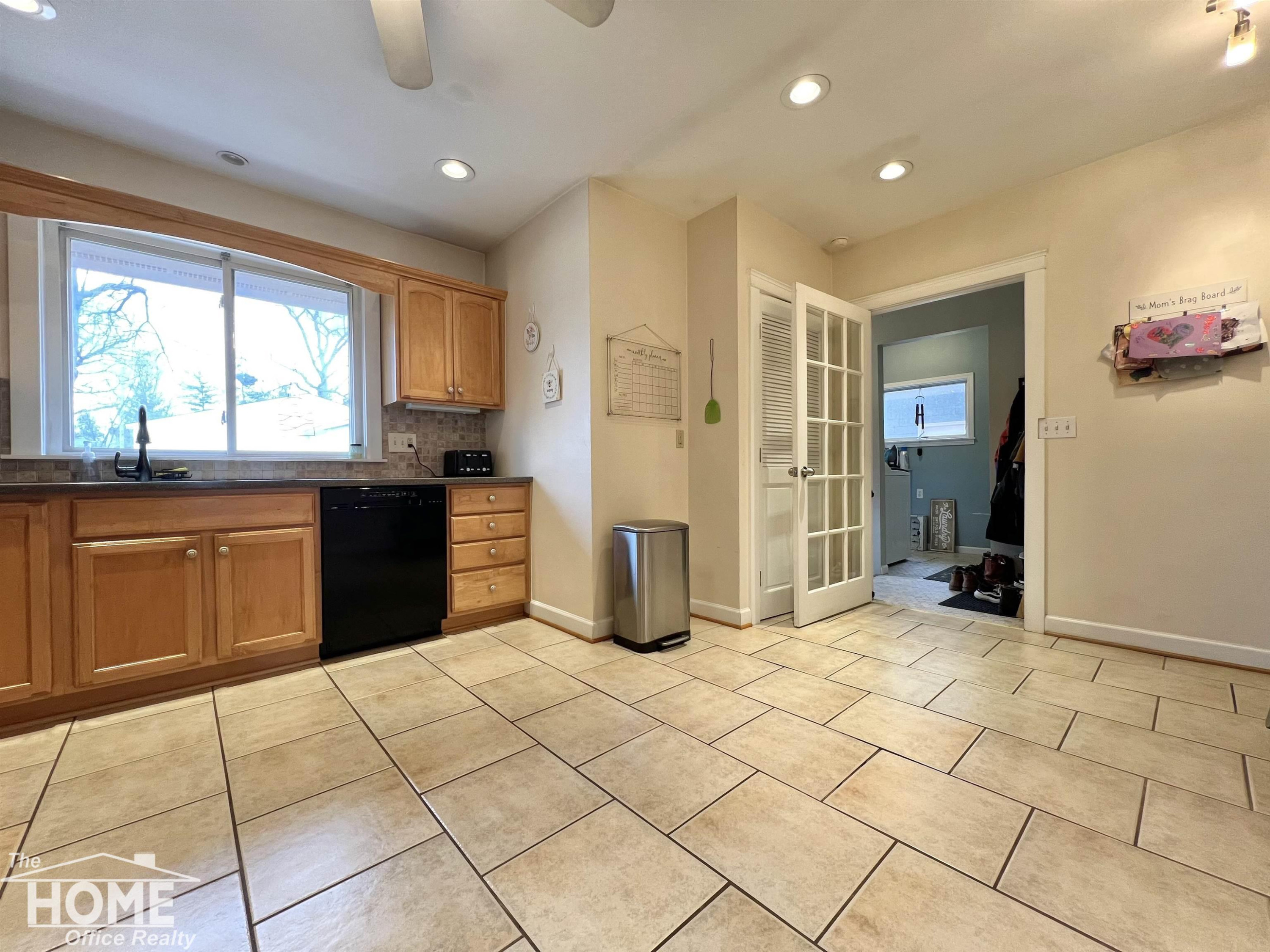 707 W King Street, Owosso, MI 48867 — Photo 16
